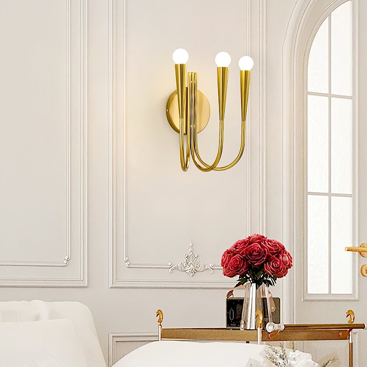 Eoveth Premium Elegance Arm Glass Wall Lamp