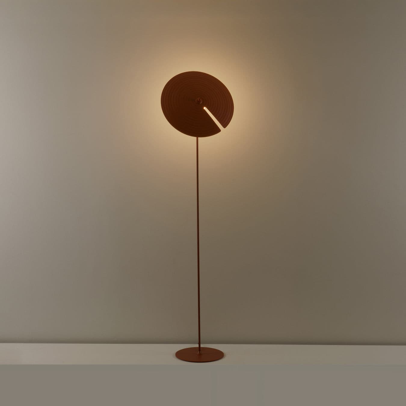 Spira Modern Aluminum Floor Lamp