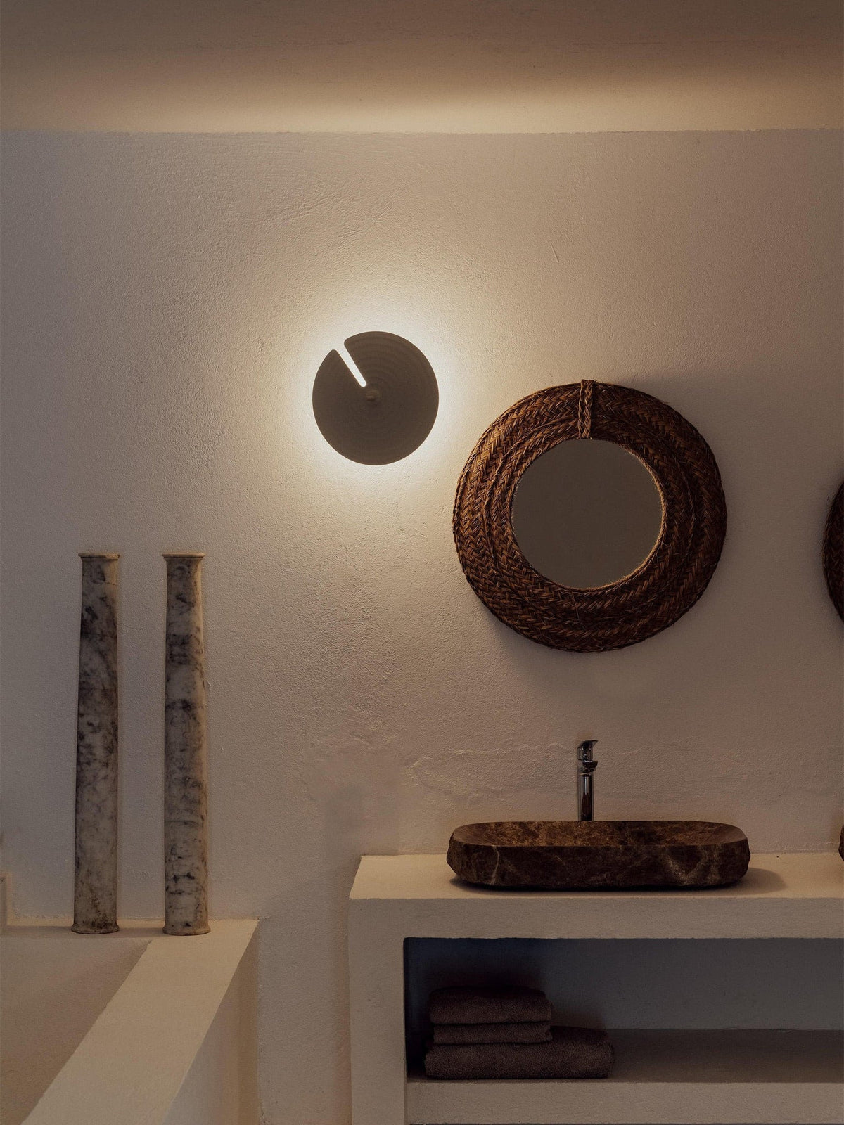 Avvarir Classic Nordic Art Wall Lamp