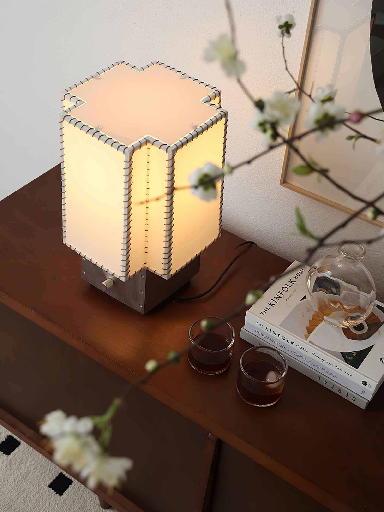 Selinora Modern Table Lamp
