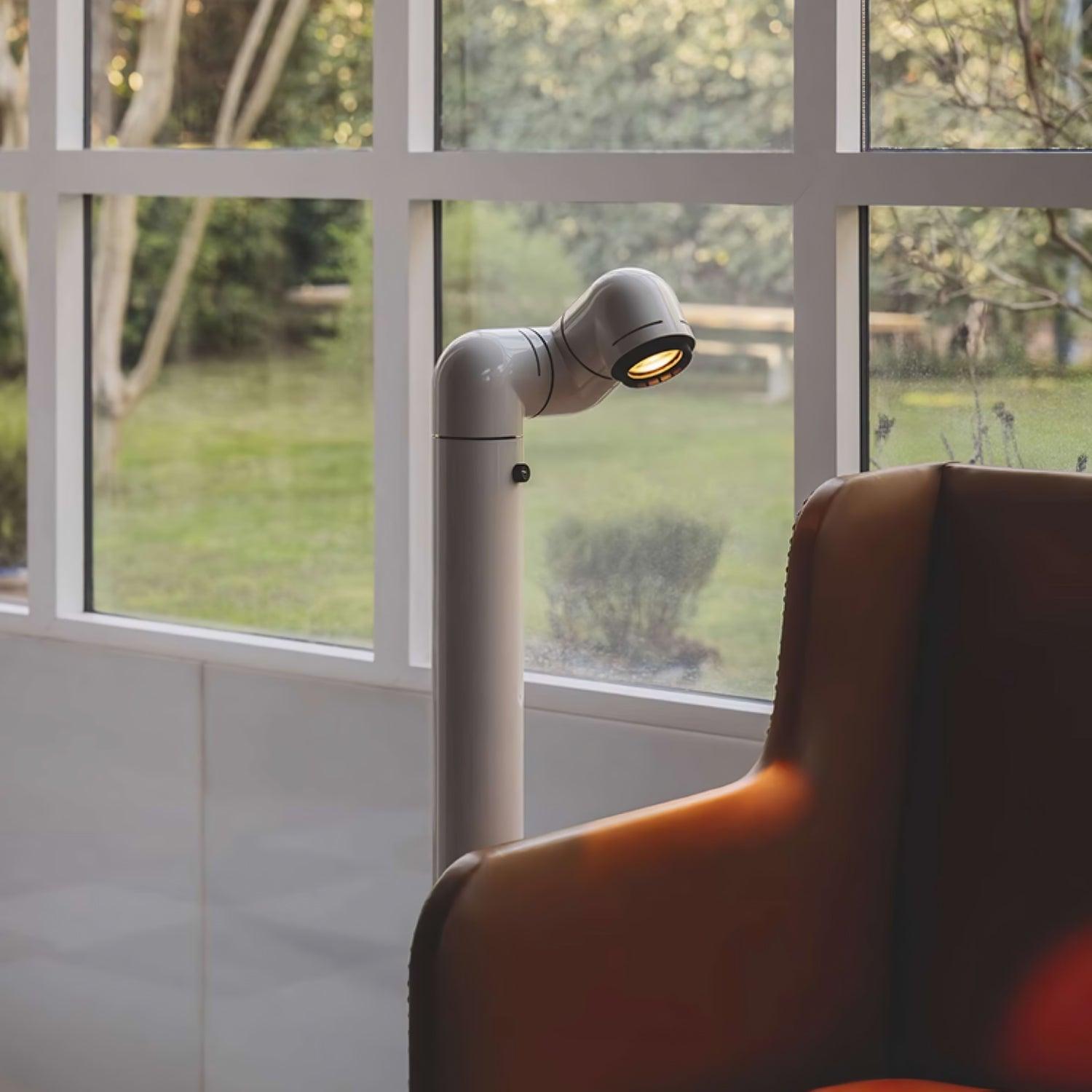 Nyor Aluminum Floor Lamp