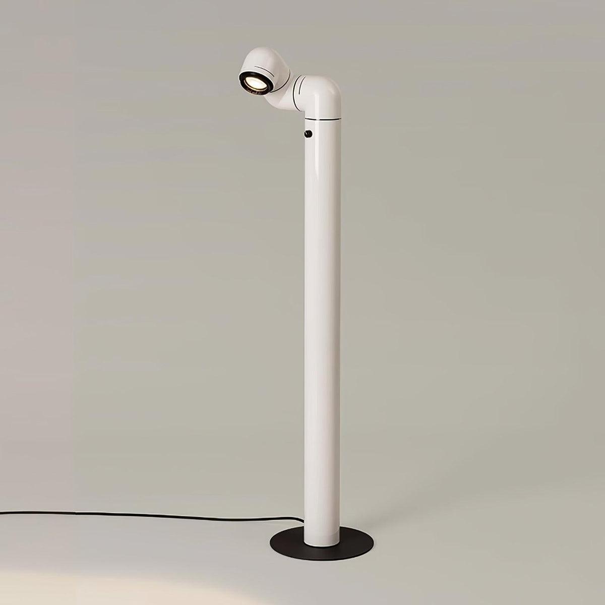 Nyor Aluminum Floor Lamp