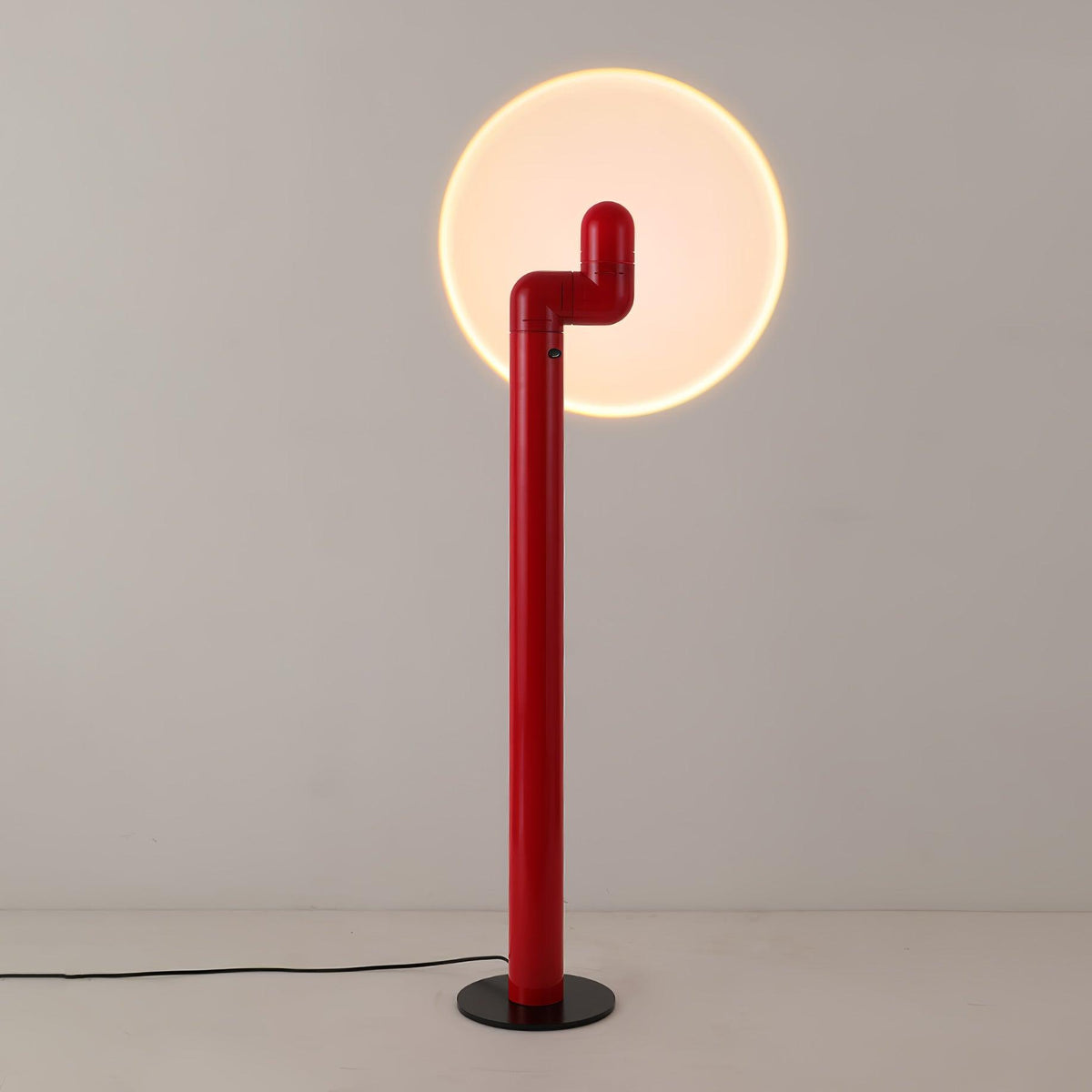 Nyor Aluminum Floor Lamp