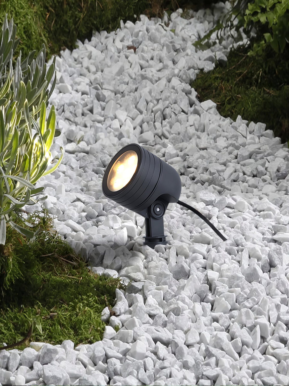Fyld Focus Outdoor Spot Light