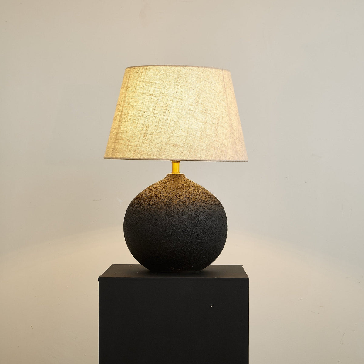 Serena Modern Table Lamp
