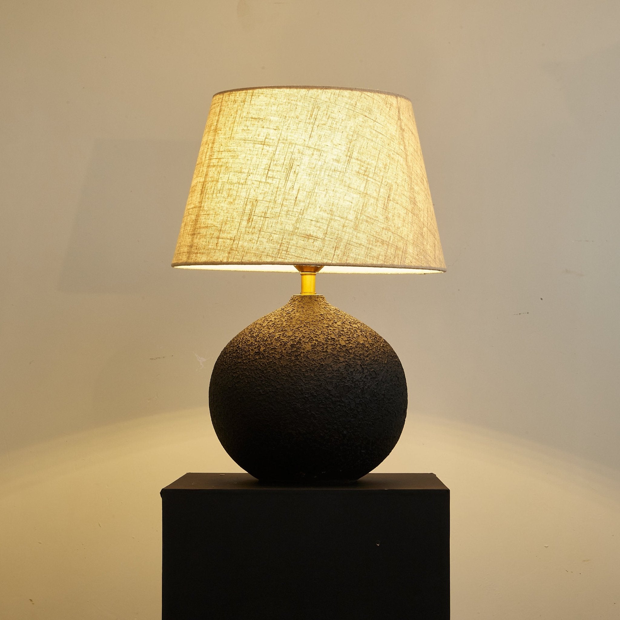Serena Modern Table Lamp