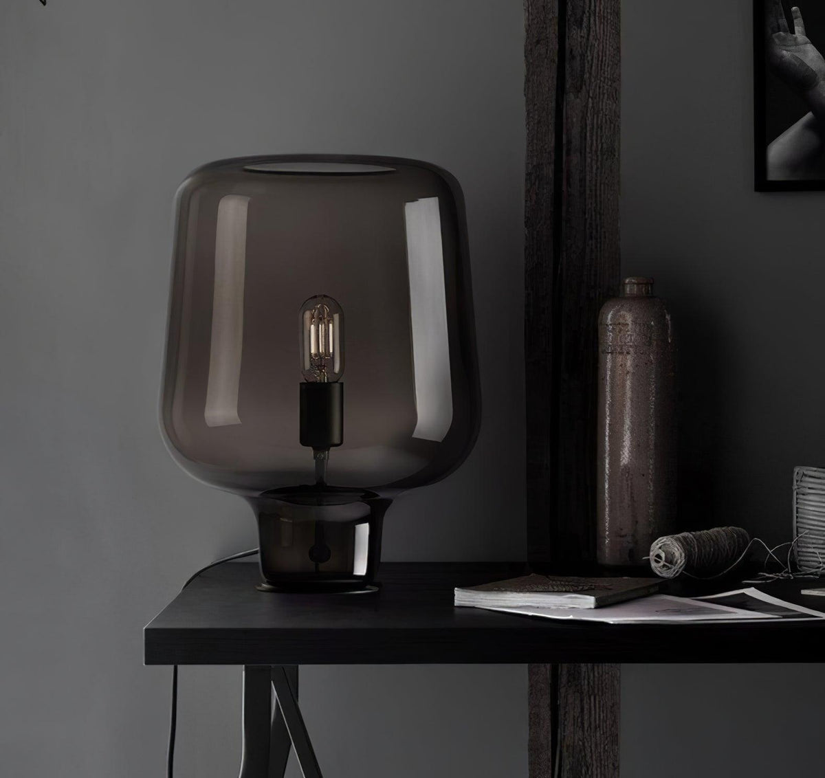 Eanlari Glass Contemporary Table Lamp