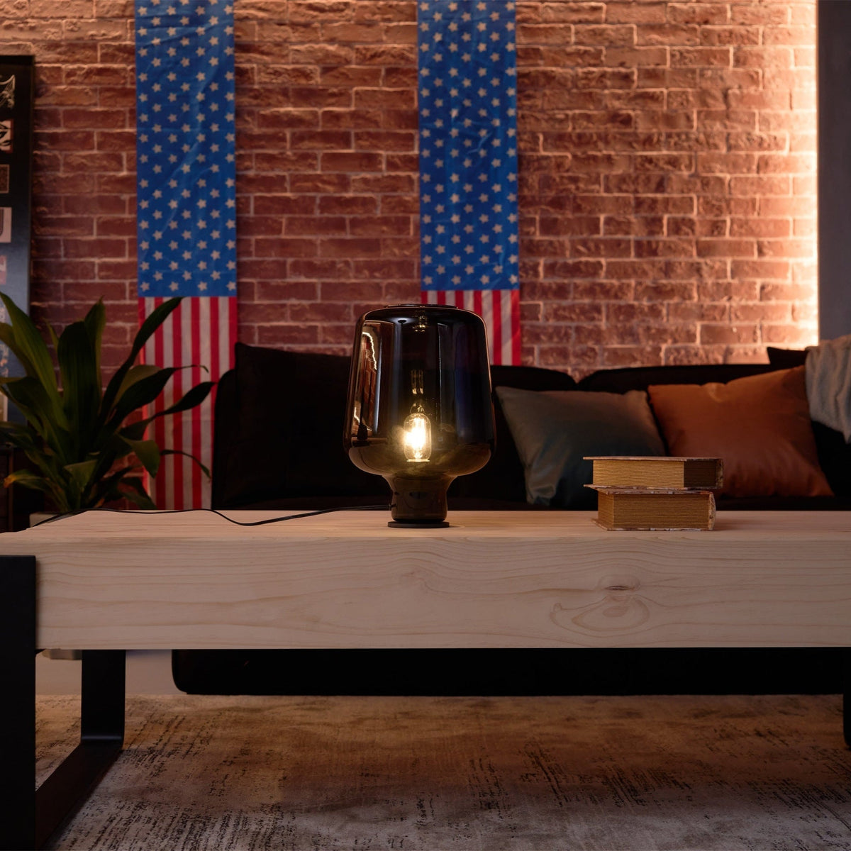 Eanlari Glass Contemporary Table Lamp
