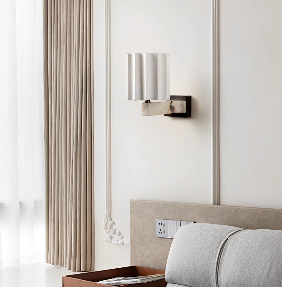 Thylor Shade Wall Sconce