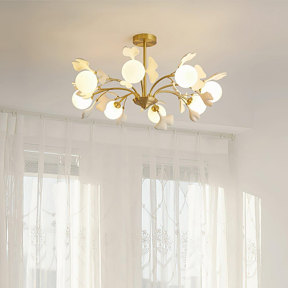 Dorvel Chandelier Ginkgo Leaf Brass Ceramic Glass