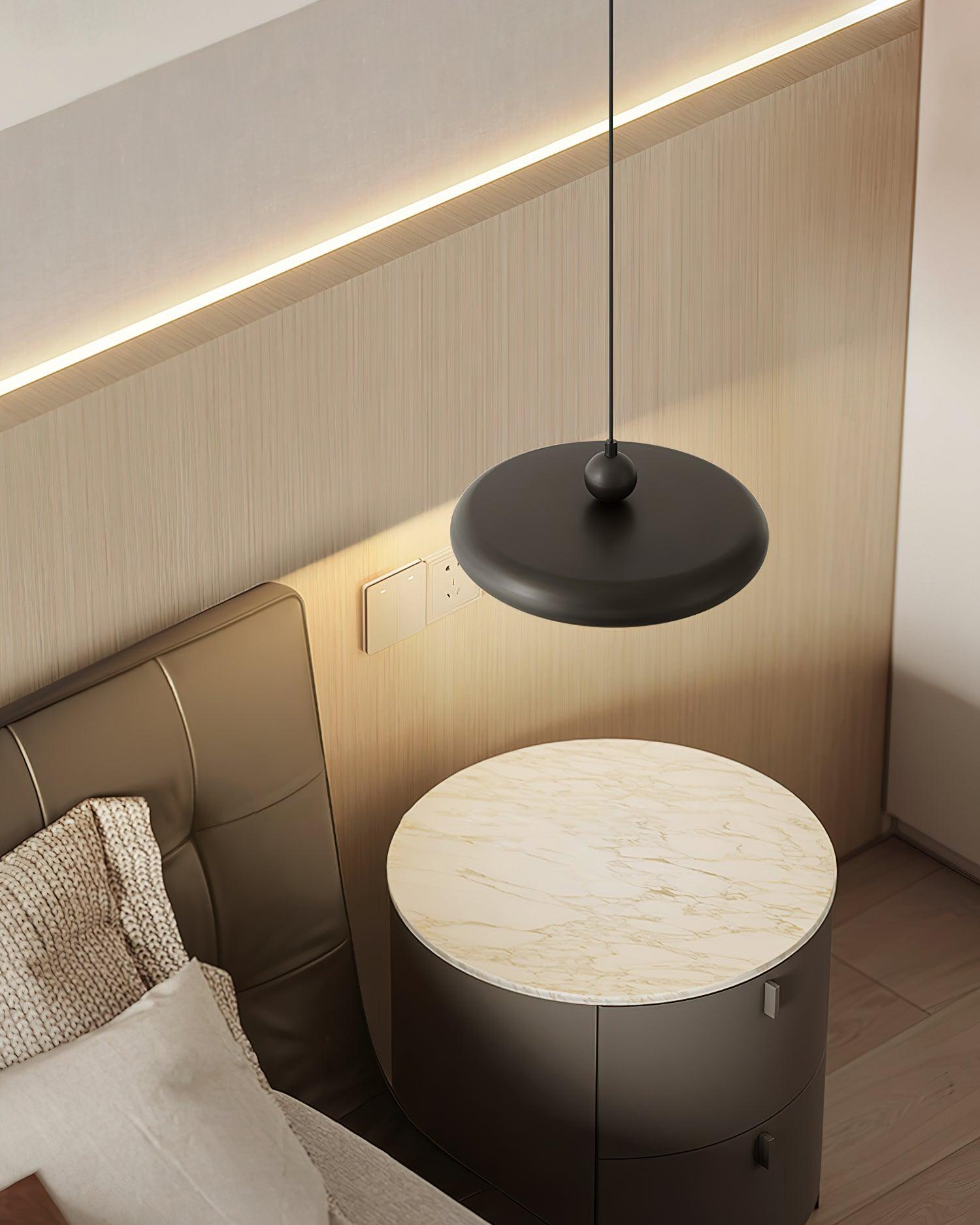 Wynric Brass Glam Pendant Lamp