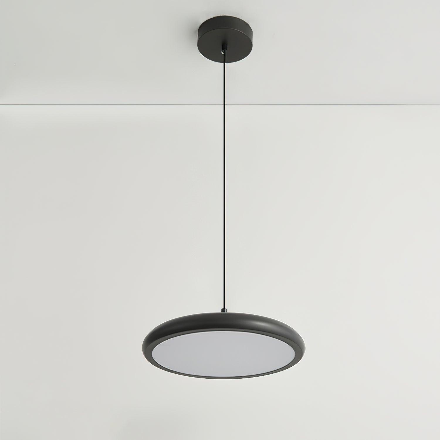 Wynric Brass Glam Pendant Lamp