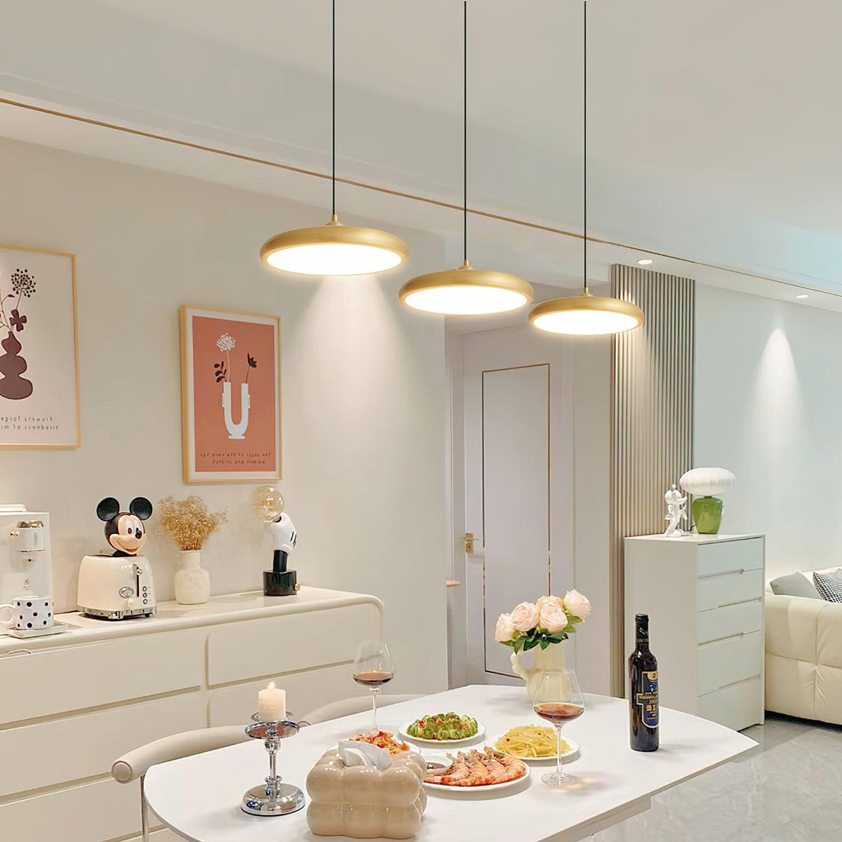 Wynric Brass Glam Pendant Lamp