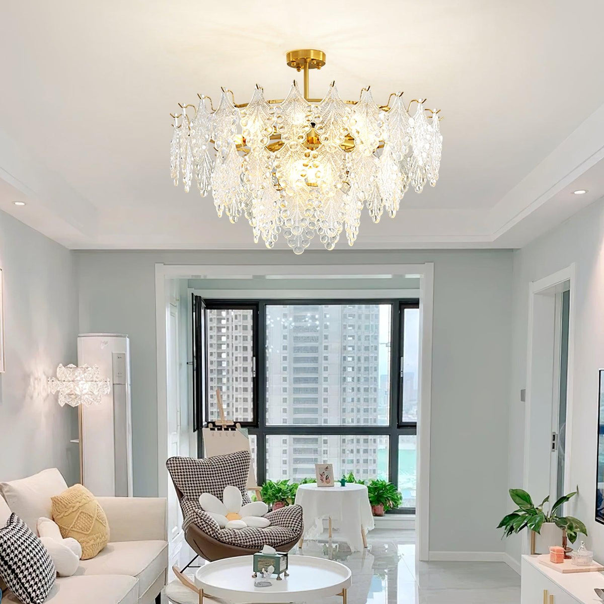 Lylorisra Crystal Chandelier