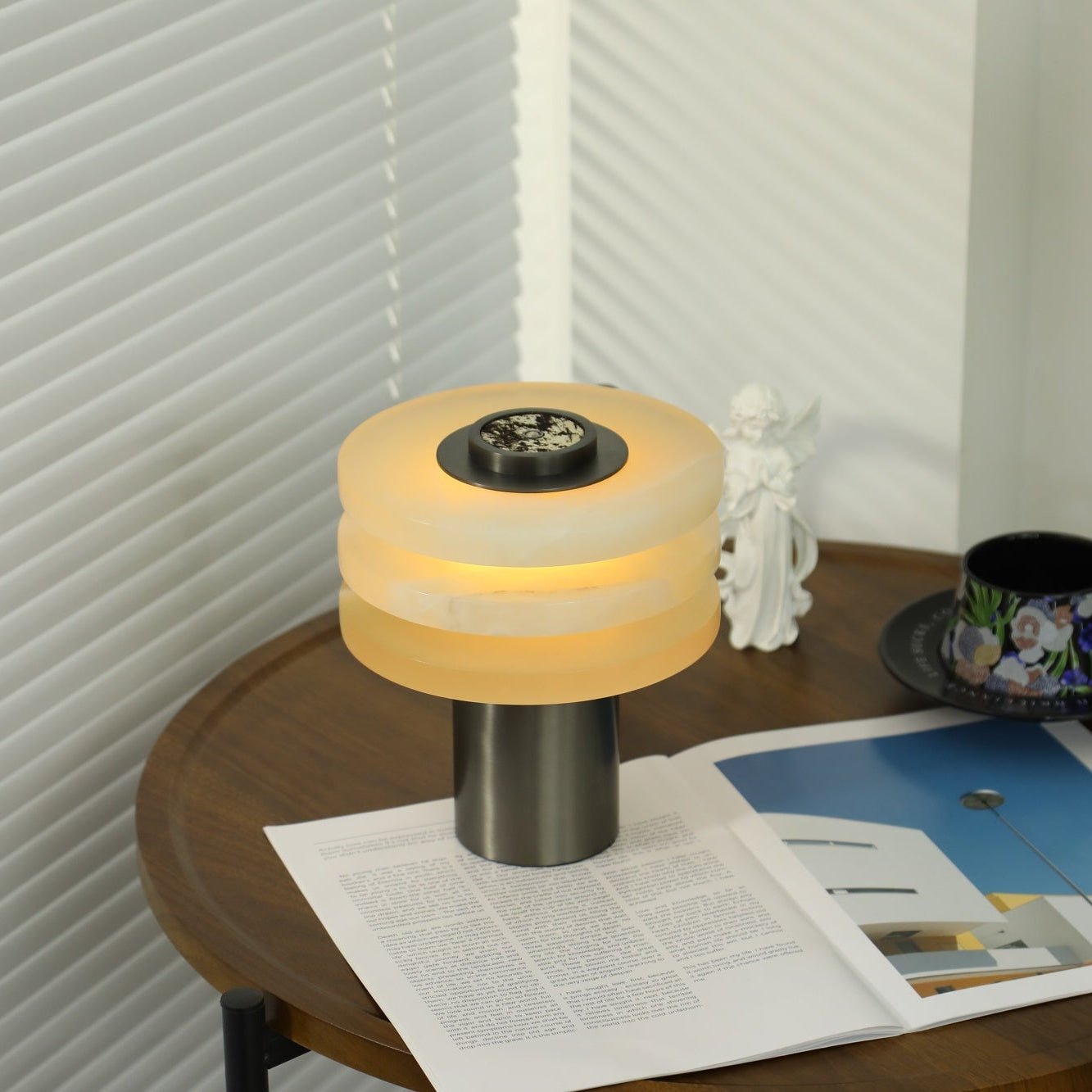 Pryt Obelisk Alabaster Table Lamp