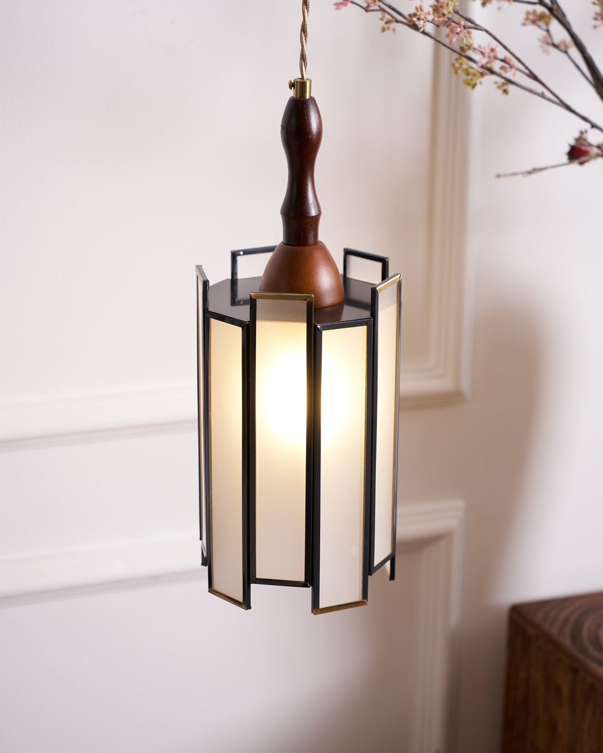 Glenvale Stained Glass Pendant Light