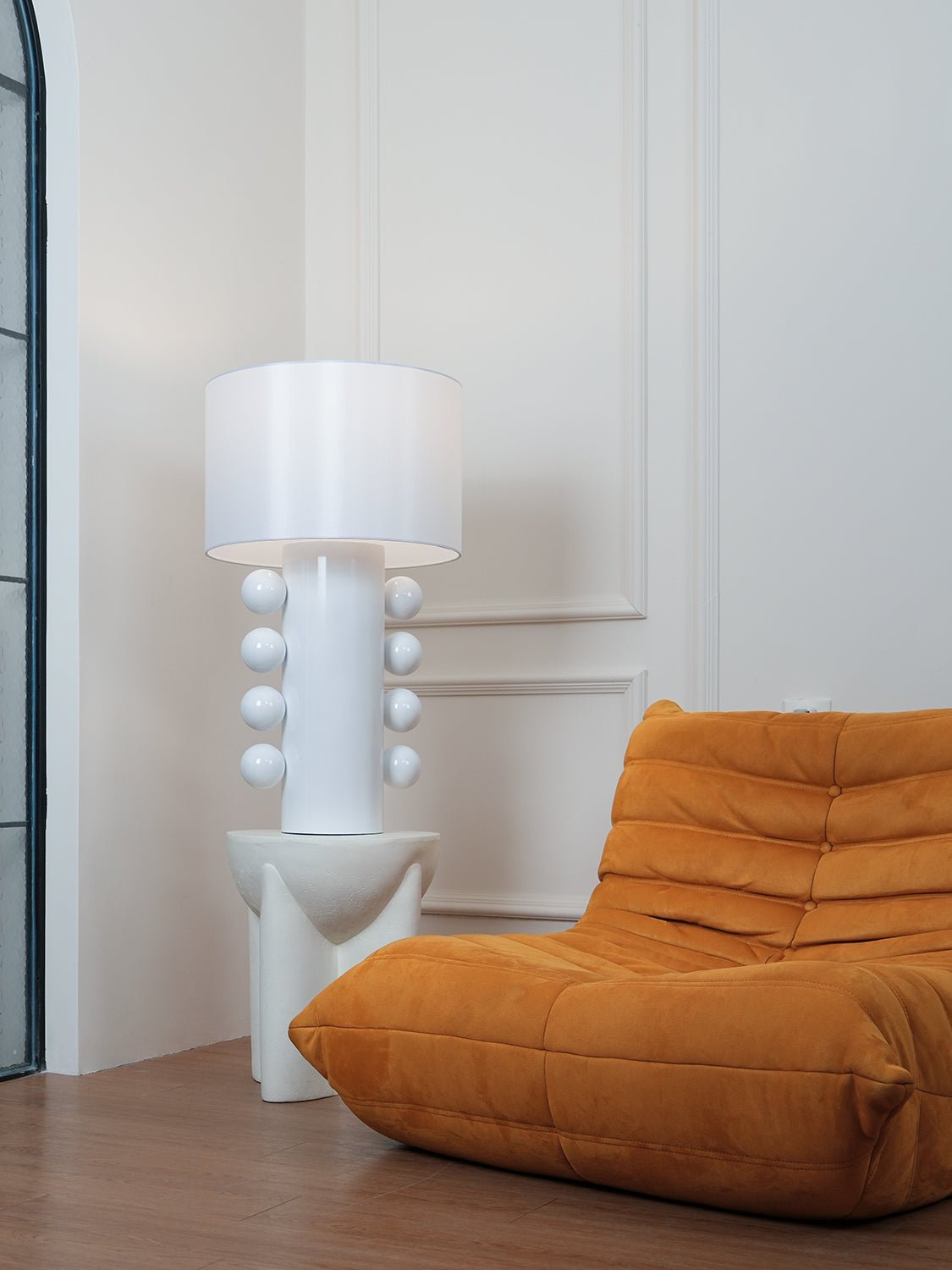 Nixu Fabric Whimsical Table Lamp