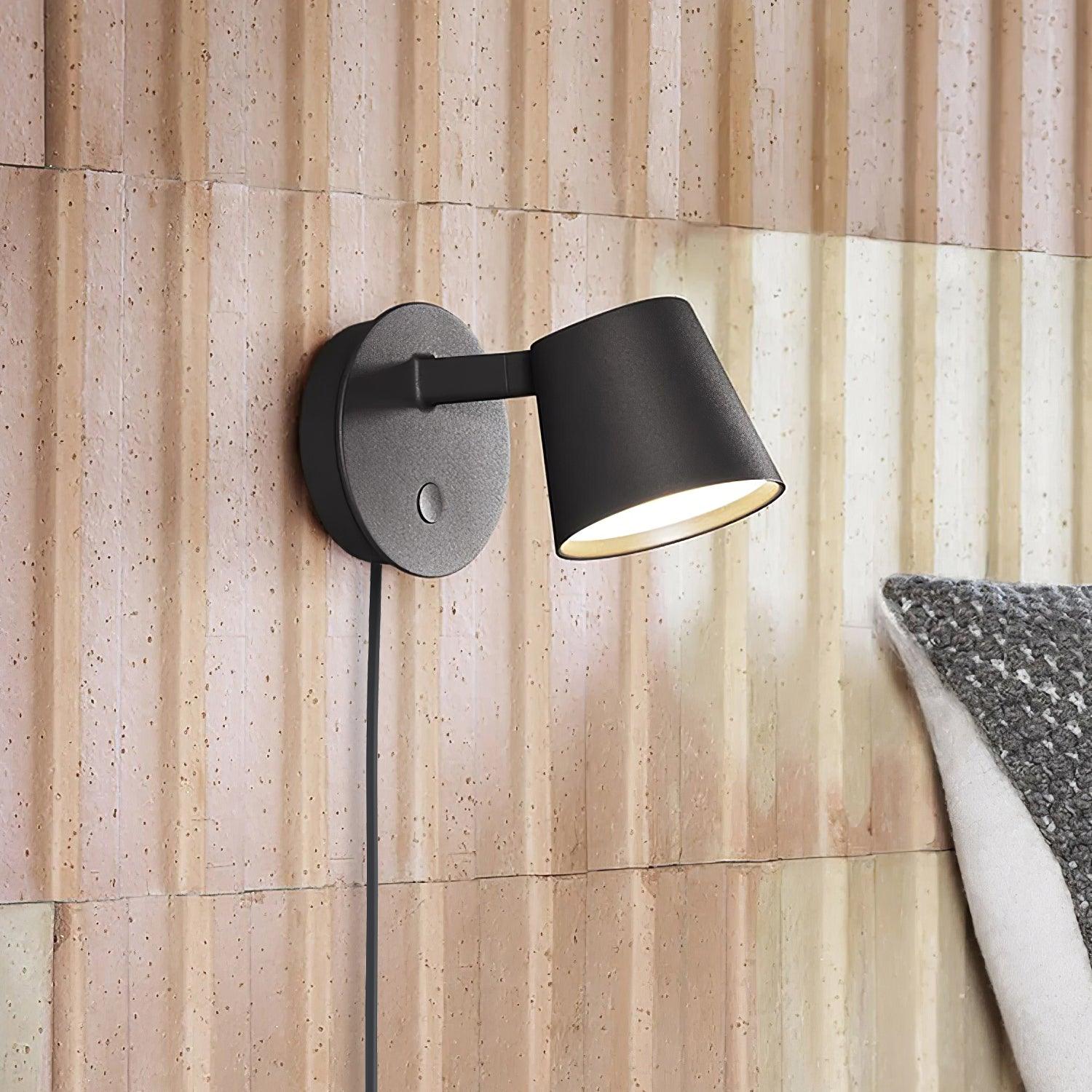 Tirwen Modern Minimalist Plug-In Wall Lamp