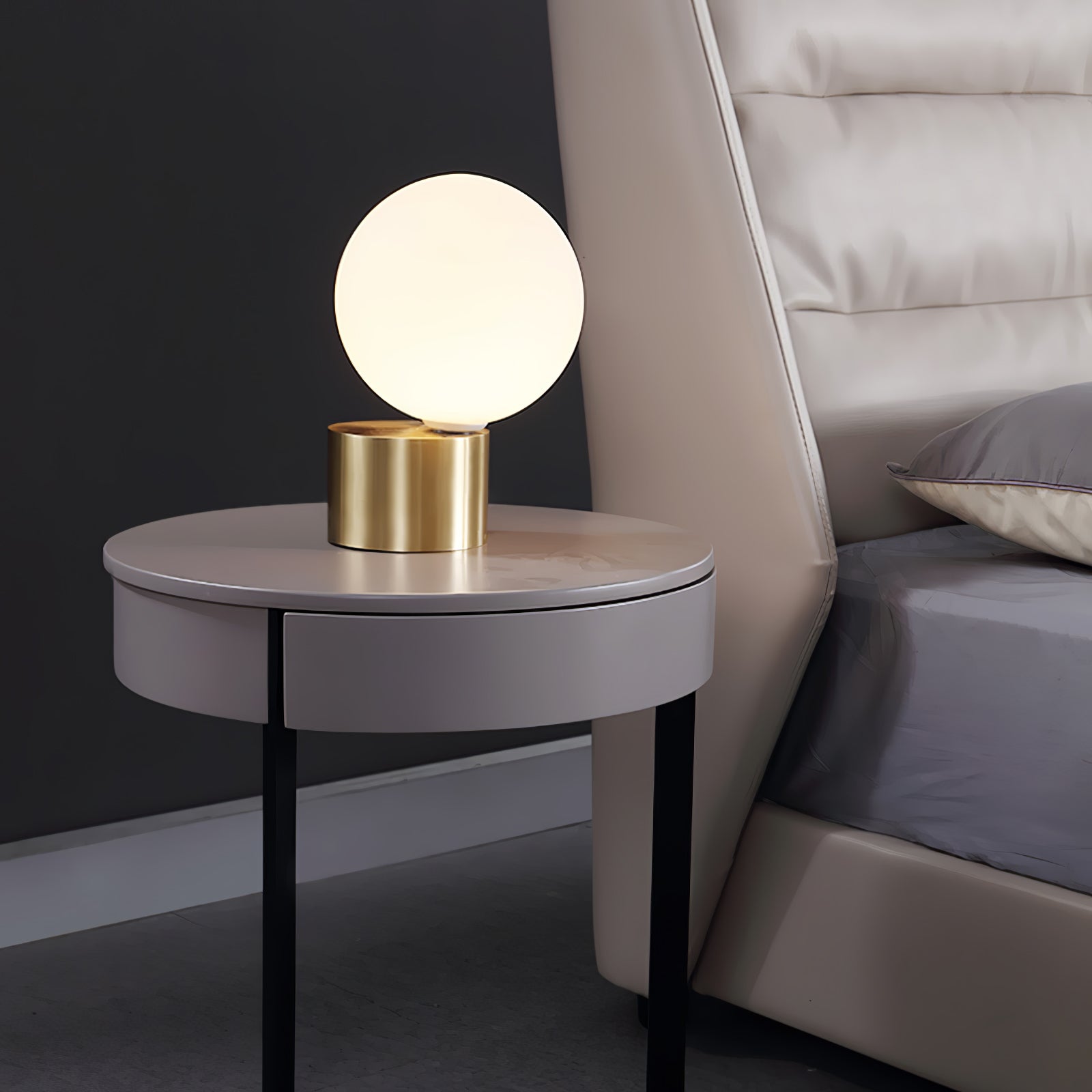 Eiraella Glass Industrial Table Lamp