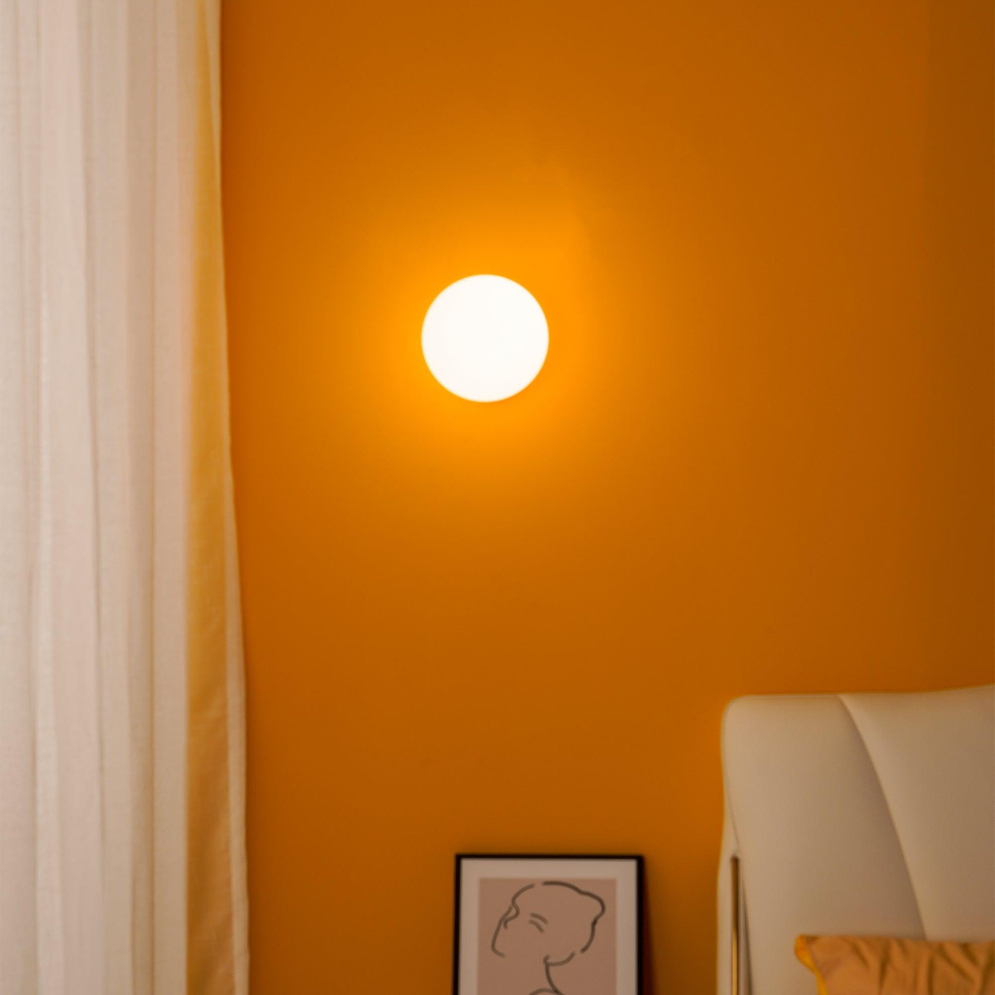 Vivinia Modern Minimalist Wall Lamp