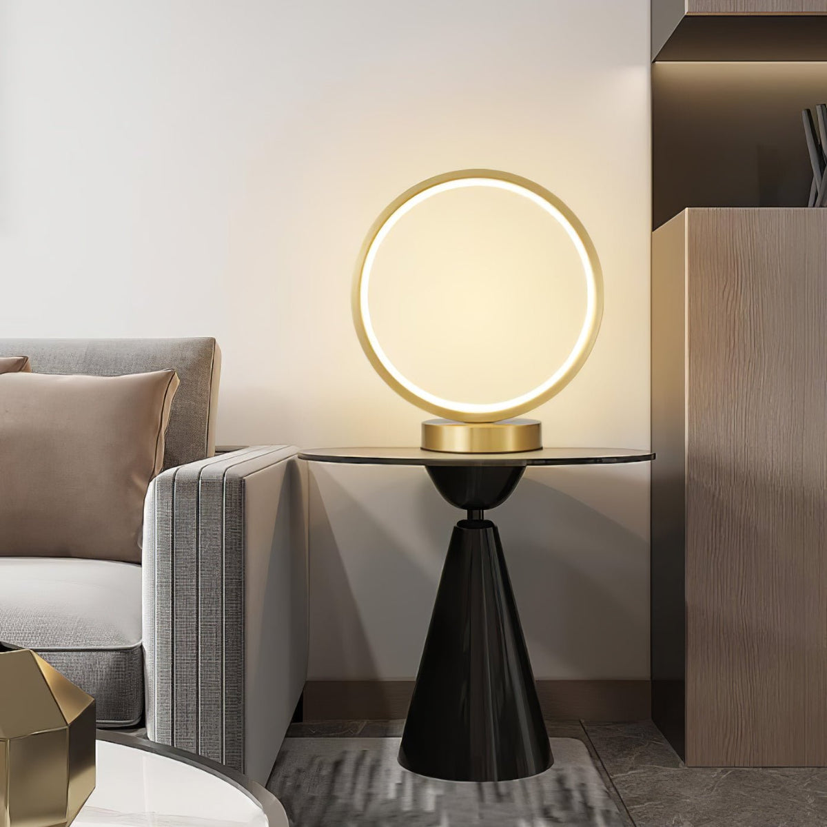 Cirra Elegan Brass Table Lamp