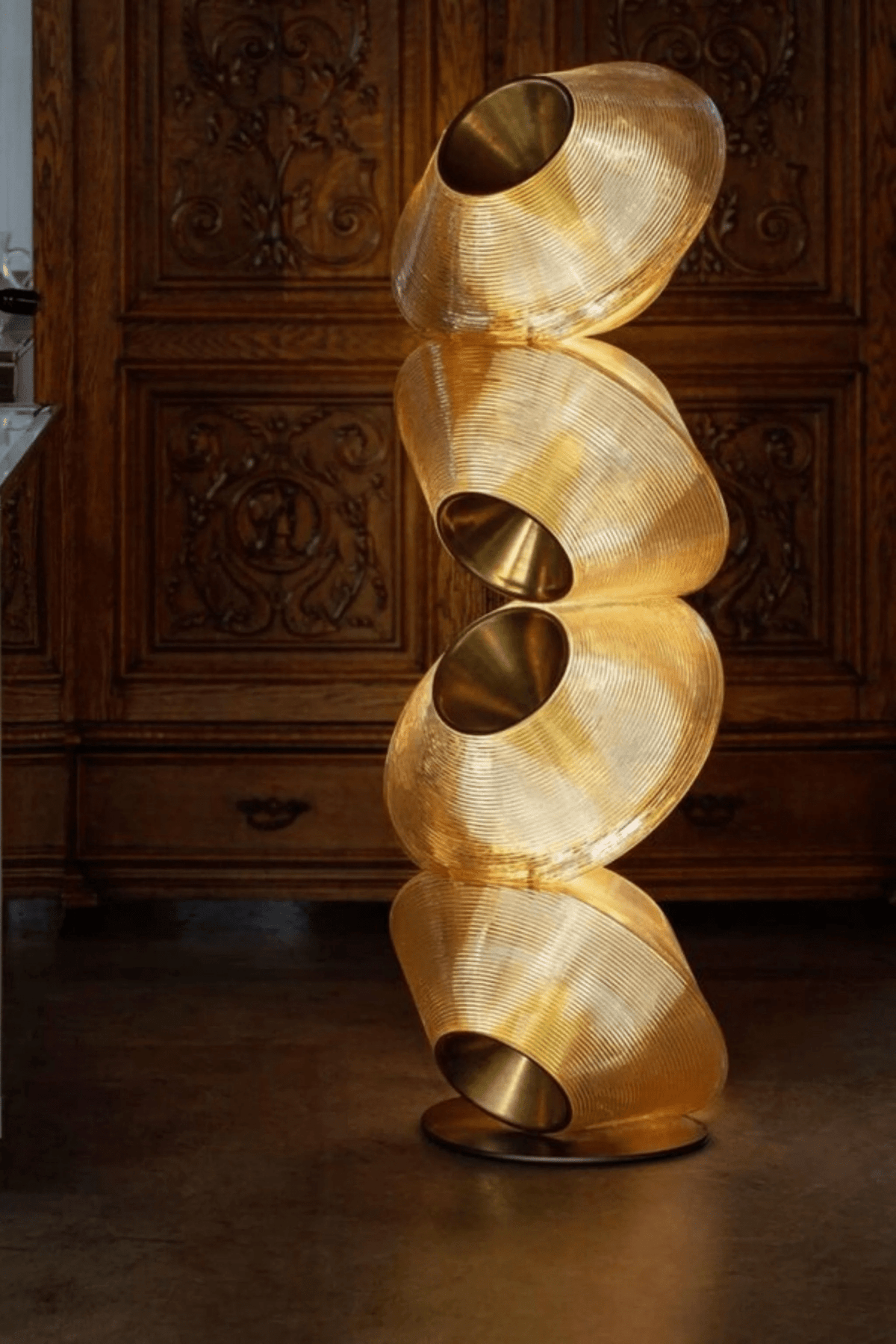 Caluena Lumen Tower Floor Light