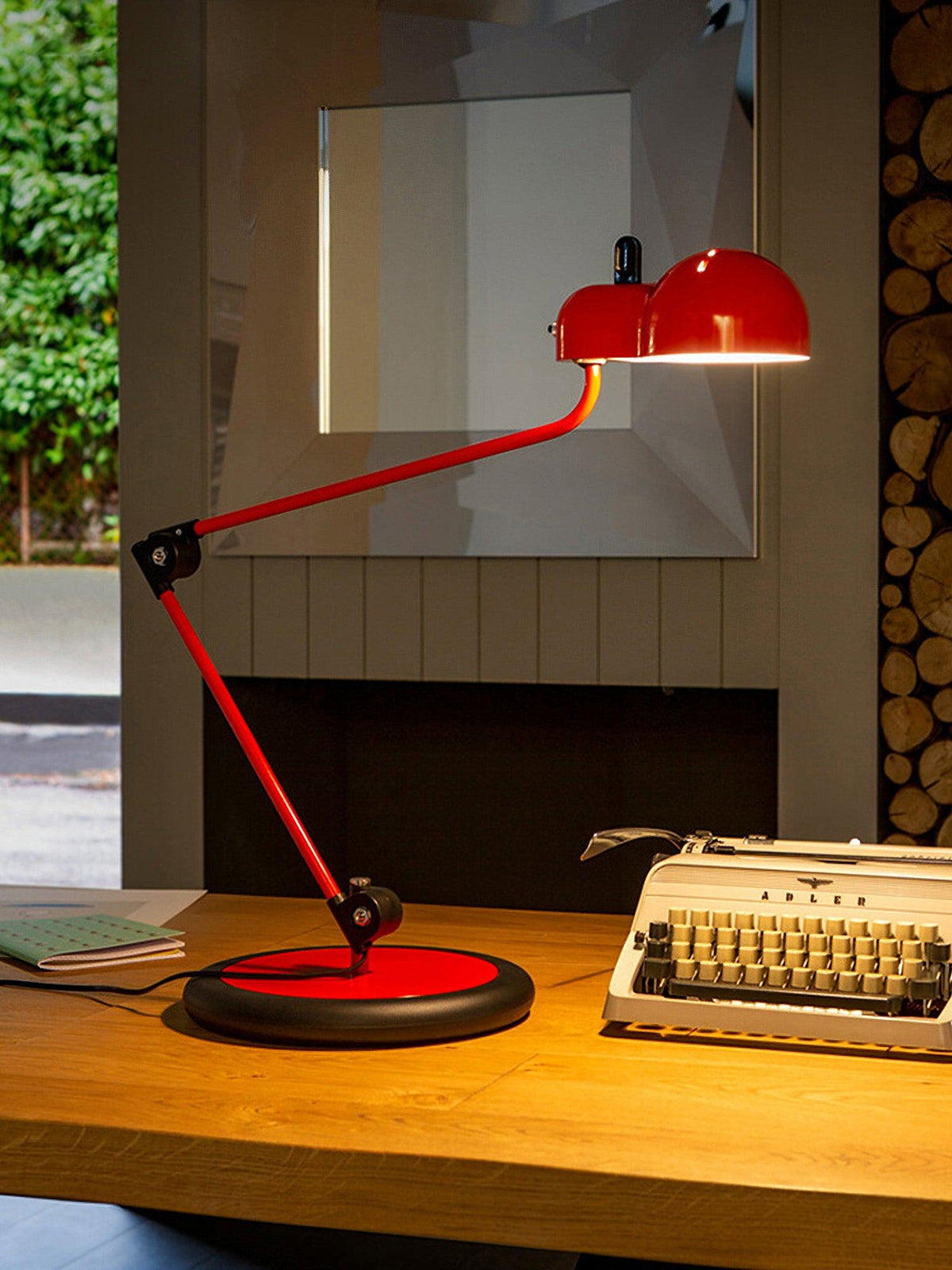 Flaren Steel Classic Table Lamp