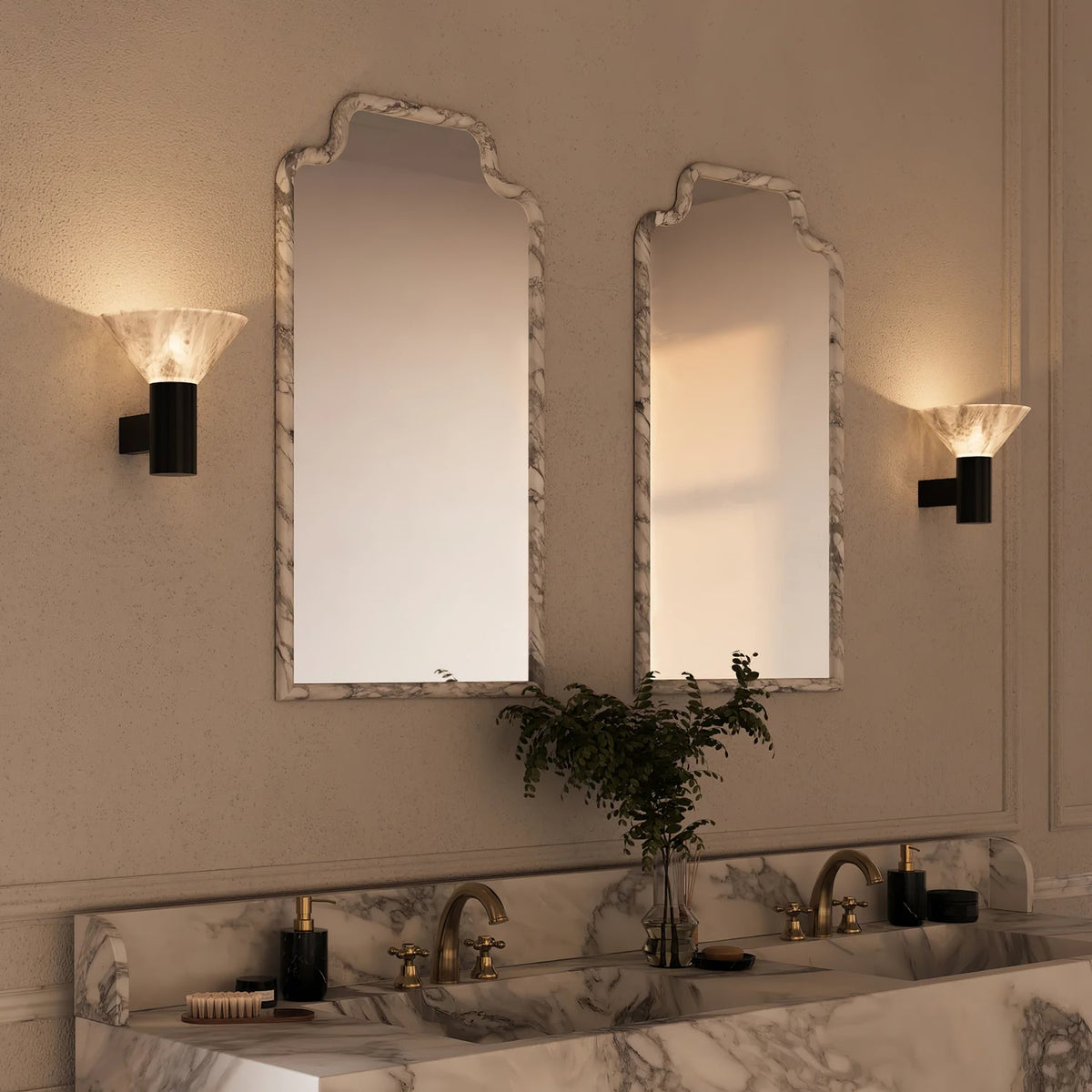 Rino Cone Alabaster Wall Light