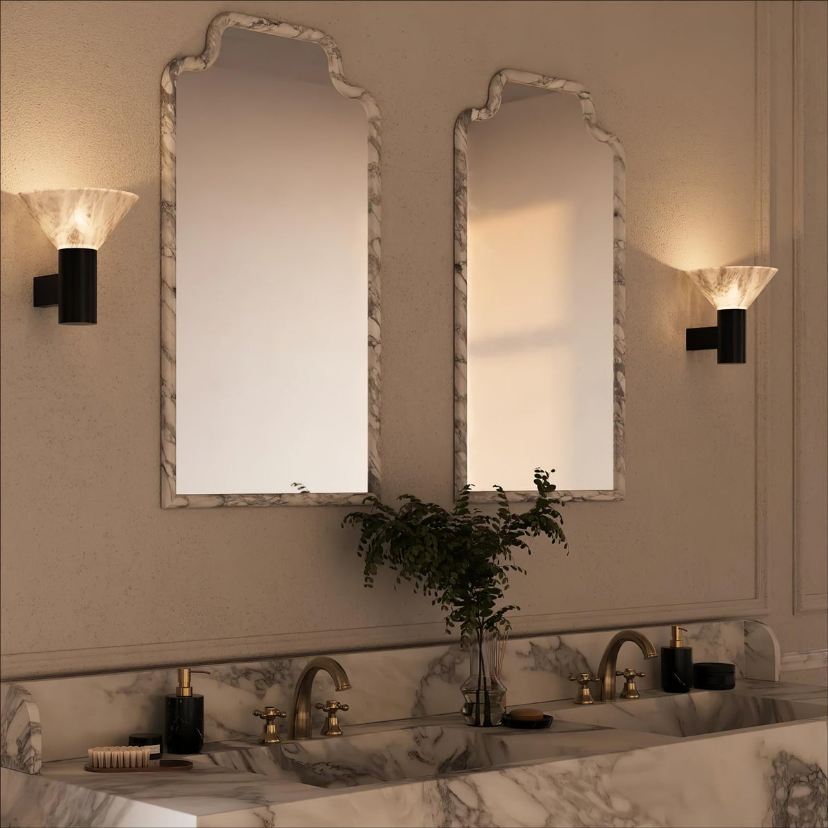 Rino Cone Alabaster Wall Light