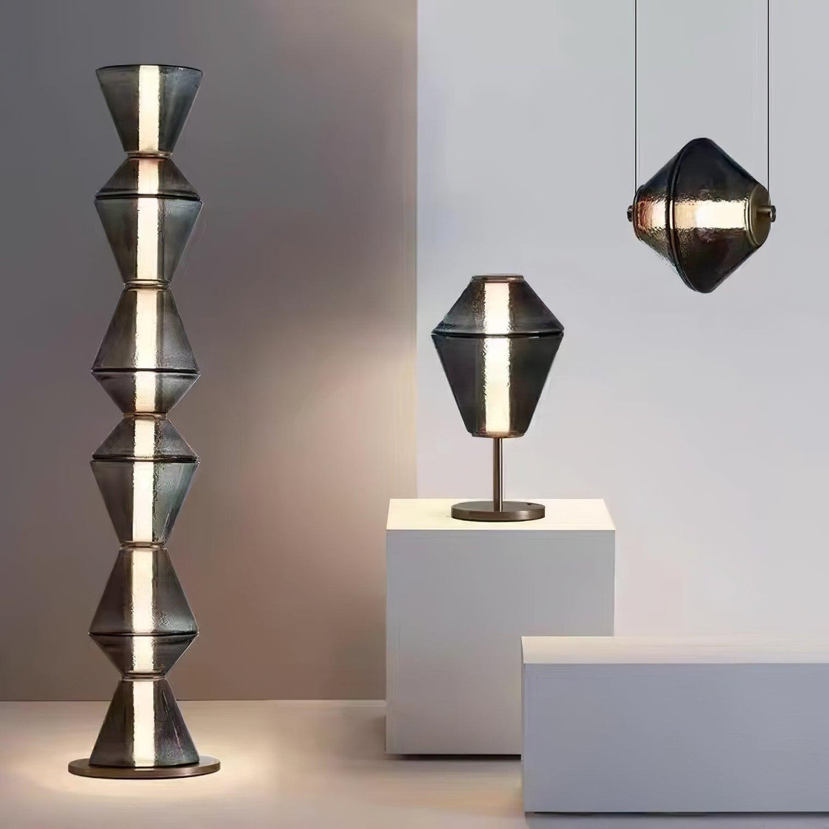 Noraiella Modern Table Lamp