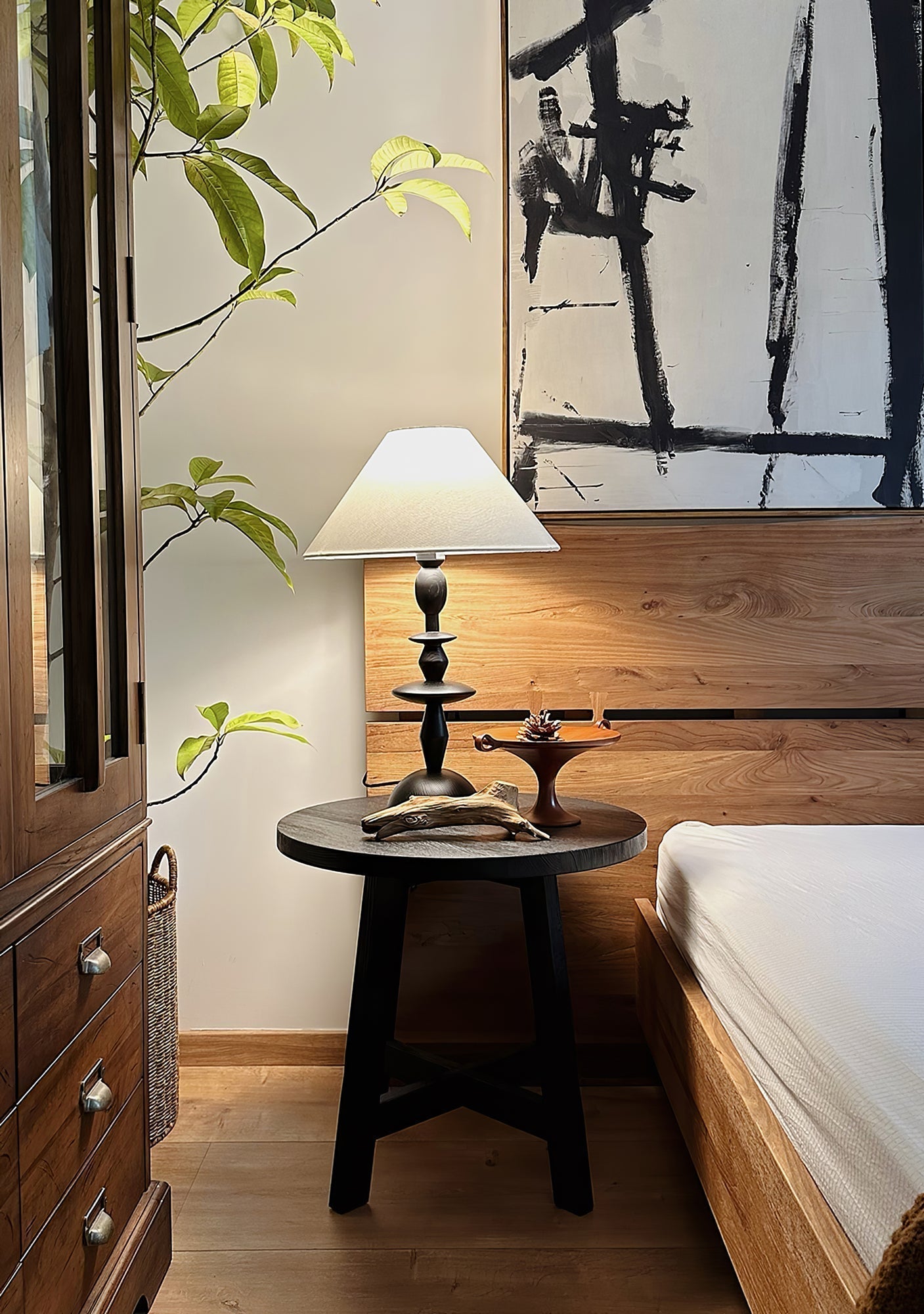 Halenir Wood Fabric Table Lamp