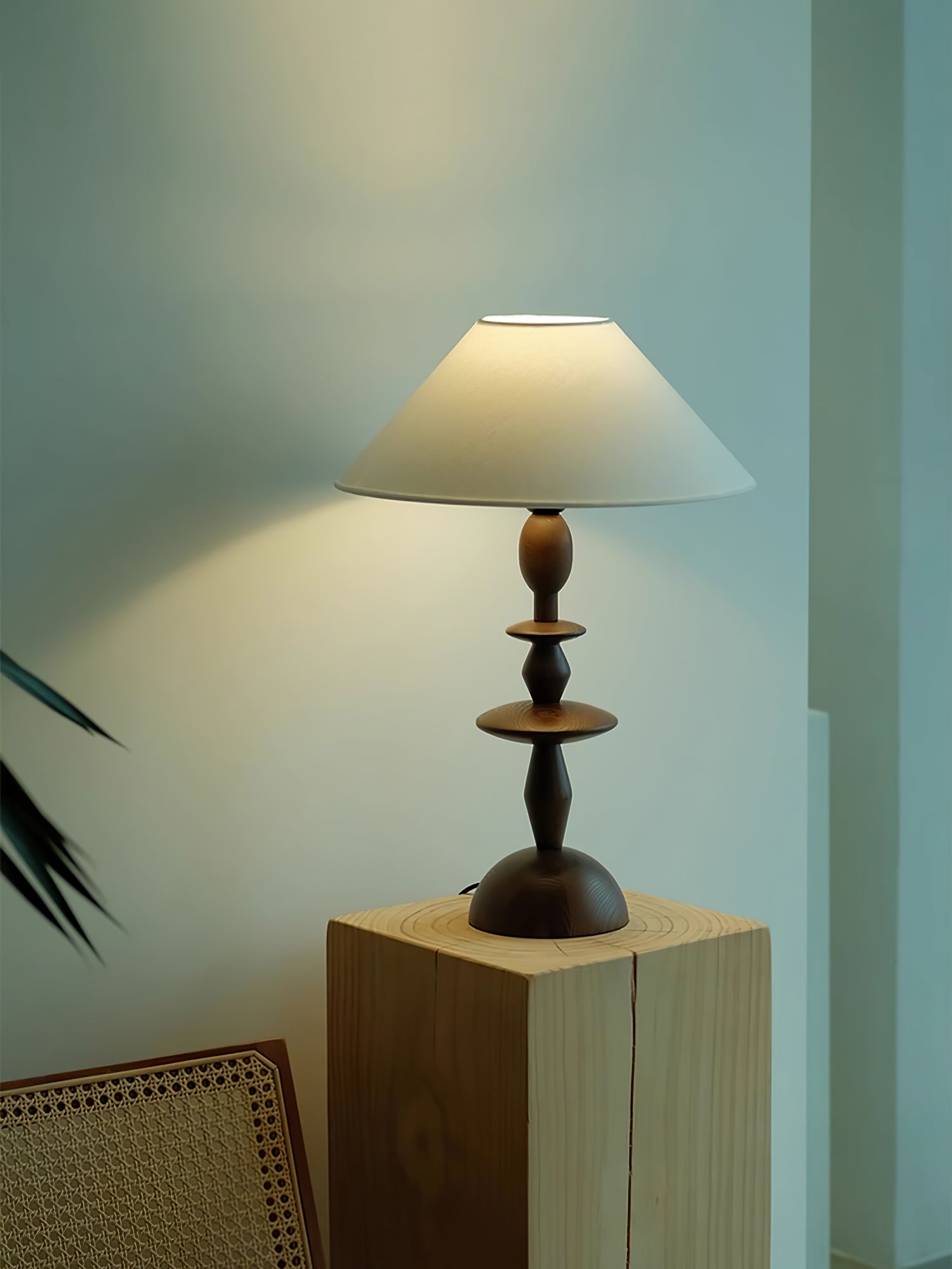 Halenir Wood Fabric Table Lamp