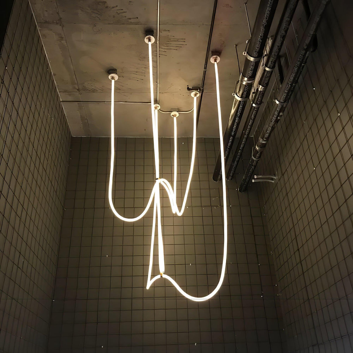 Fenris Pendant Lamp Flexible Curve Silicone Brass