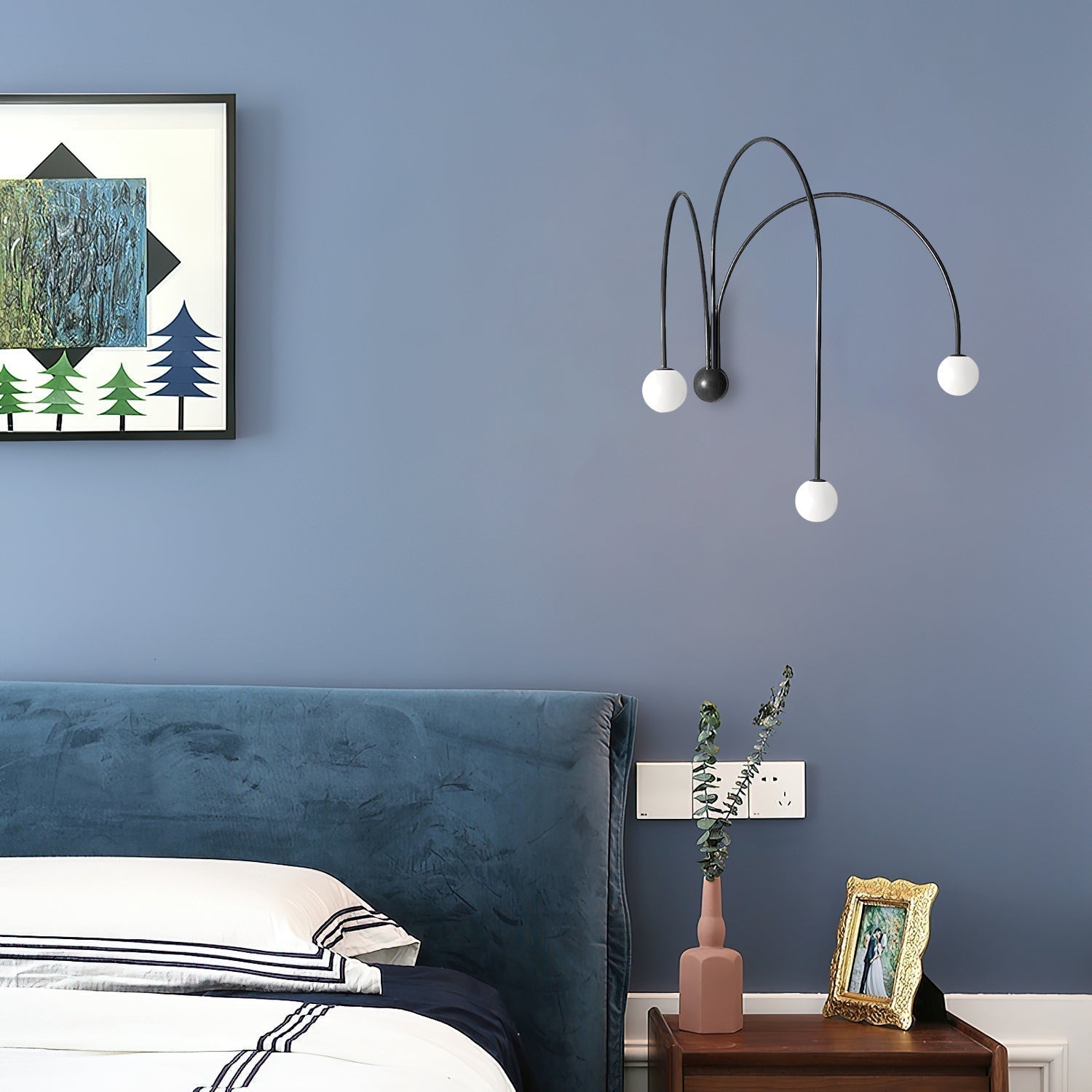 Porthyn Finale Wall Lamp