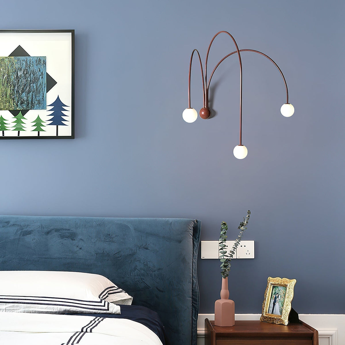 Porthyn Finale Wall Lamp