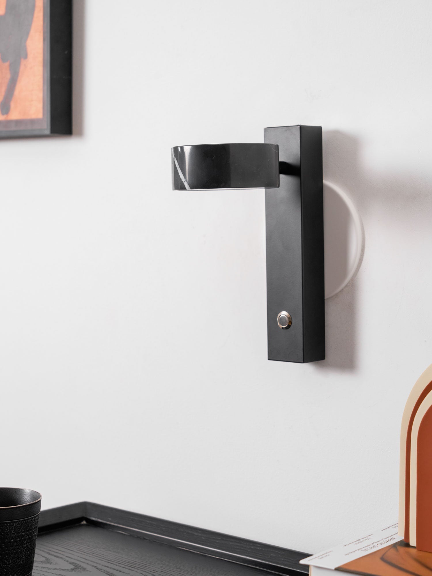 Seliseria Modern Wall Lamp