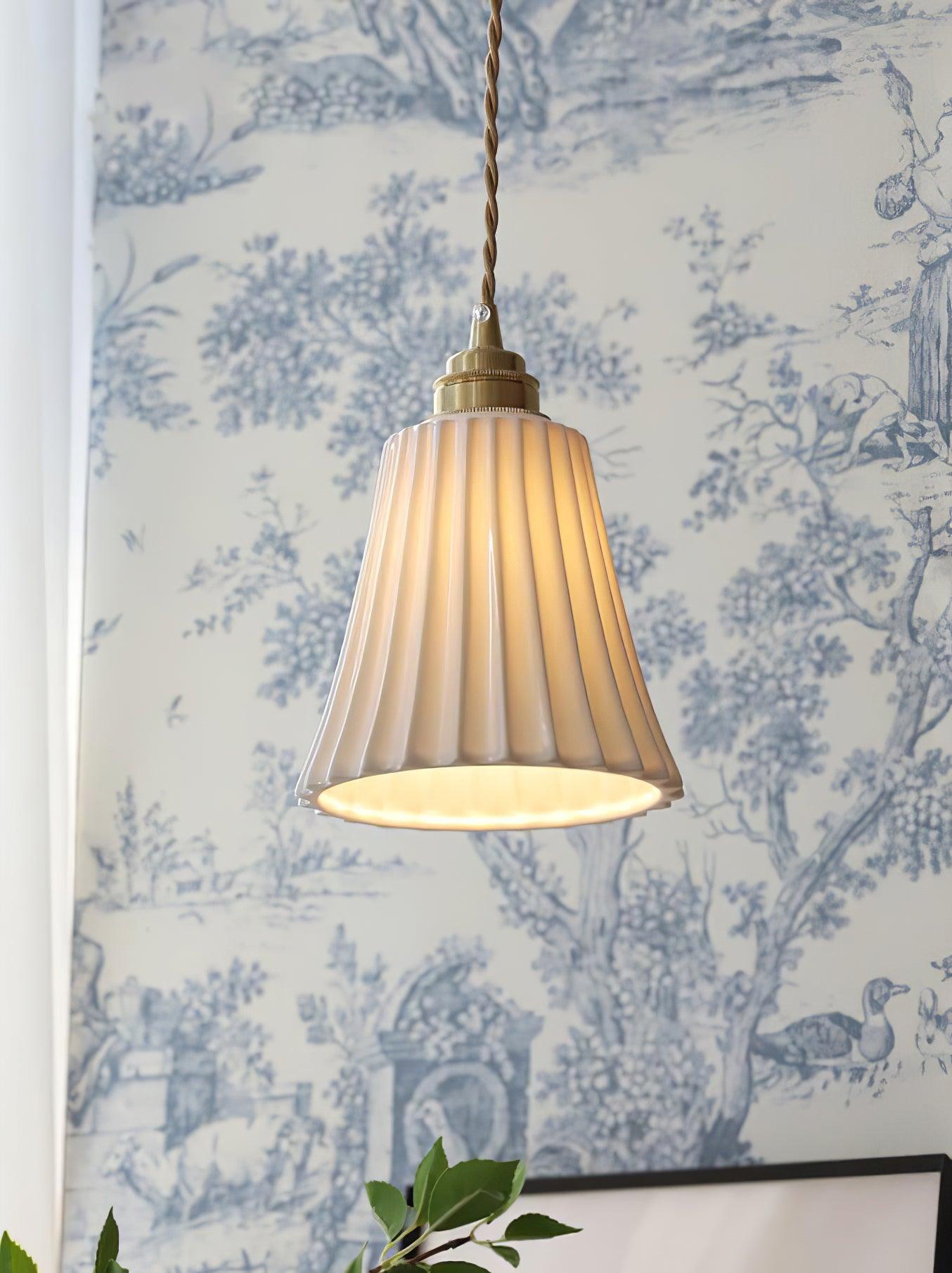 Mirirette Premium Nordic Art Trumpet Ceramic Pendant Light