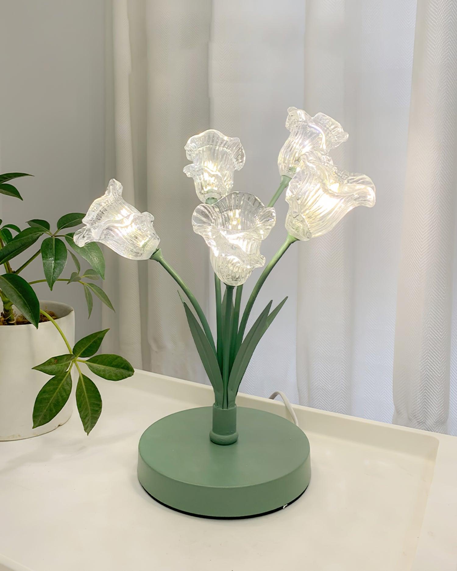 Aurdoril Whimsical Glass Table Lamp