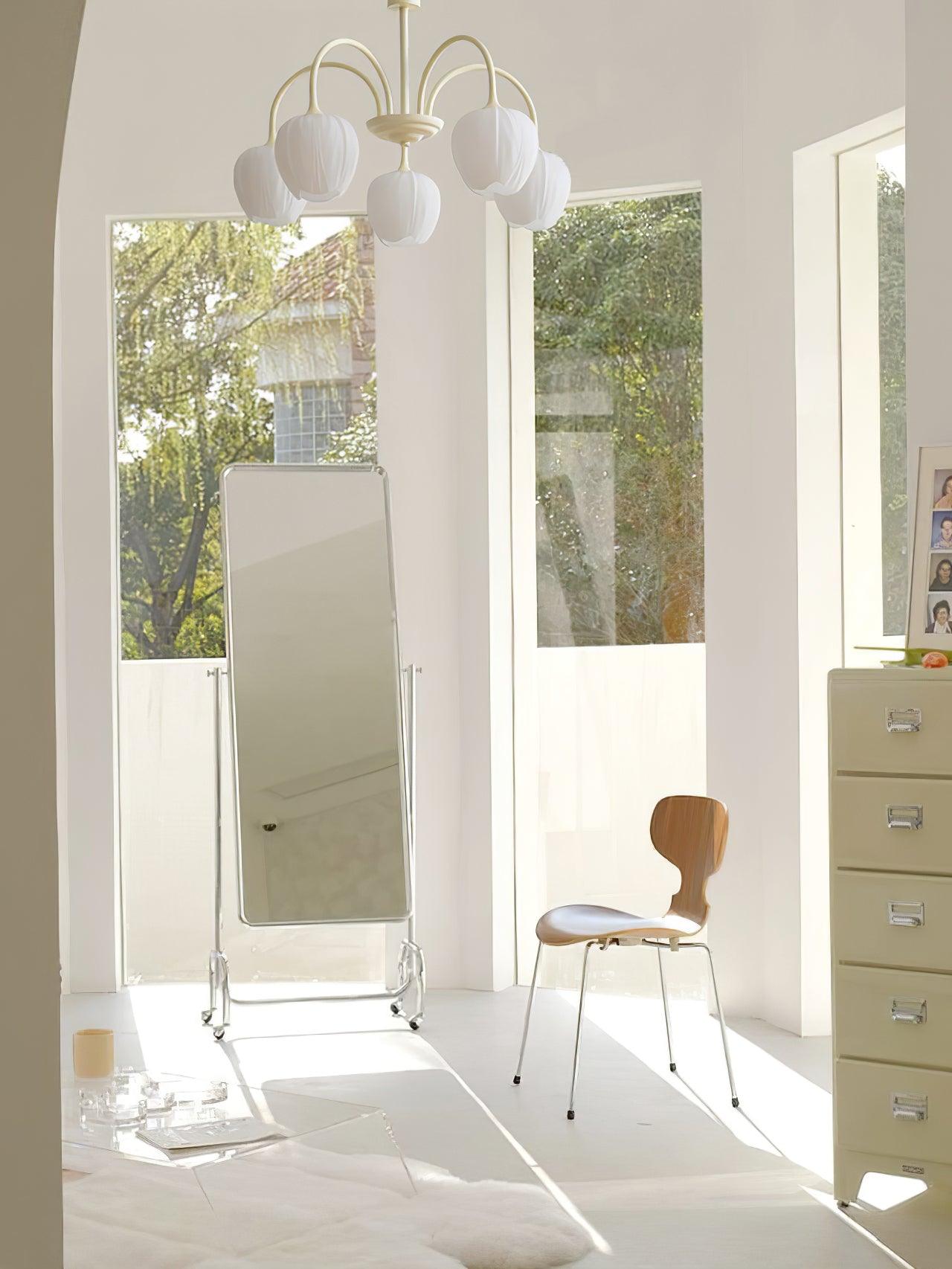Fairmere Tulip Matcha Chandelier