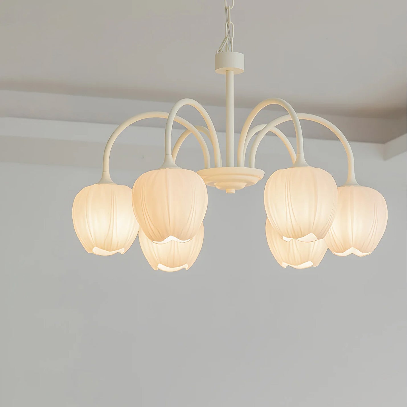 Fairmere Tulip Matcha Chandelier