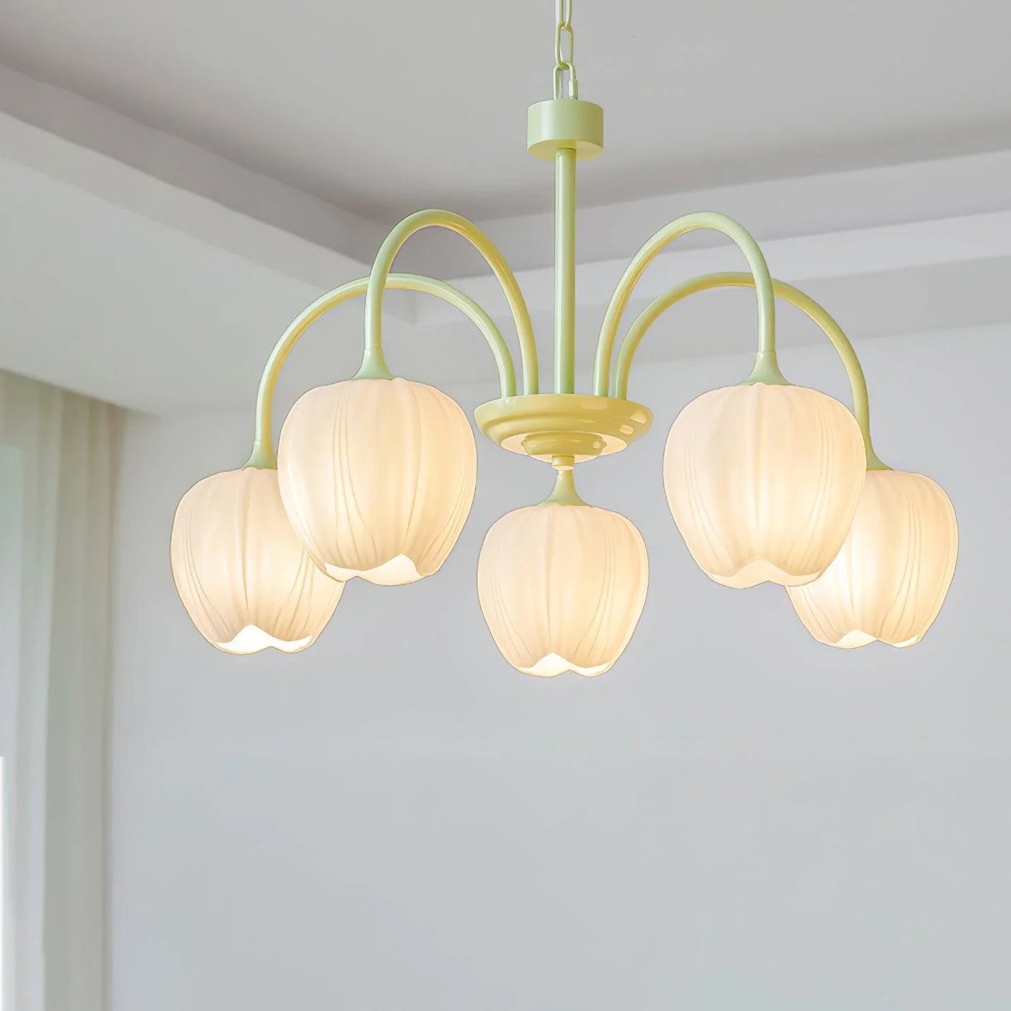 Fairmere Tulip Matcha Chandelier