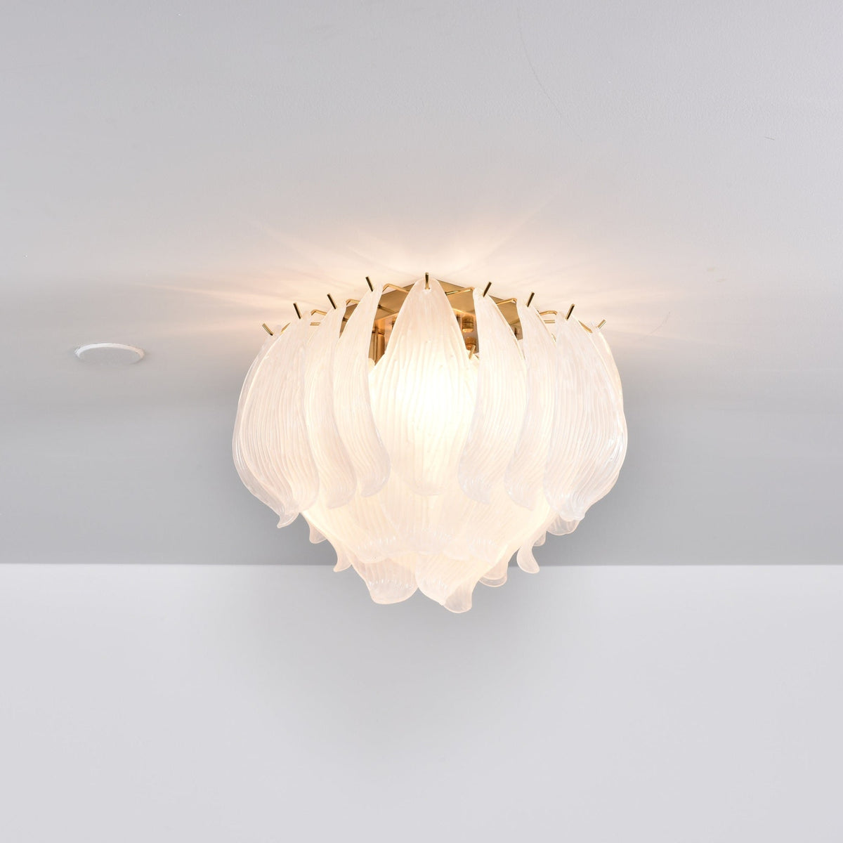Liorivina Ceiling Lamp Murano Petal Hand-Blown Glass Flushmount