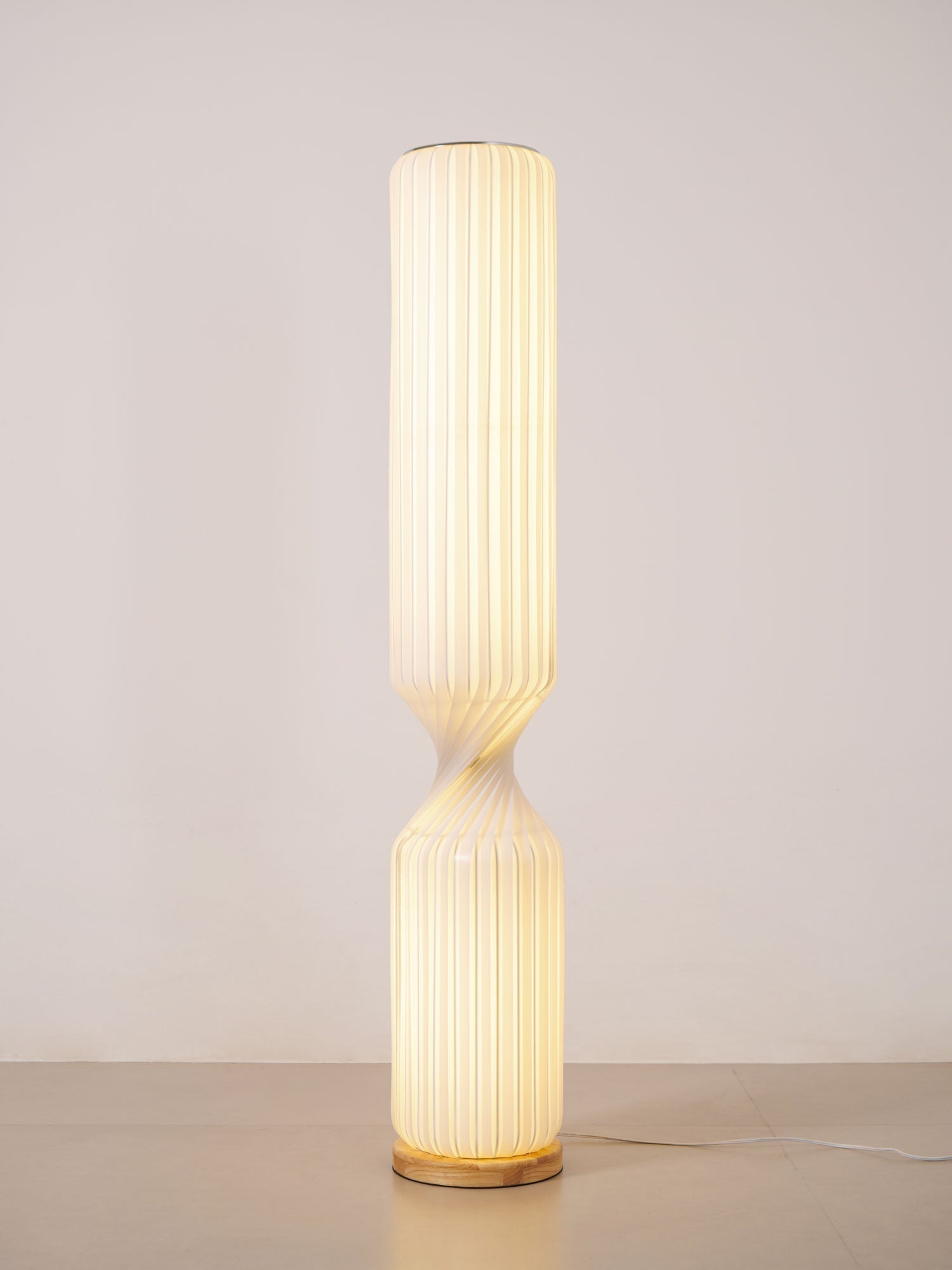 Oraeoril Modern PVC Floor Lamp