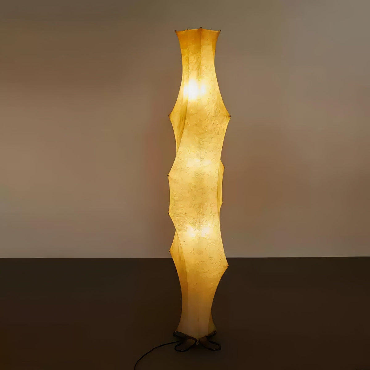 Vela Twist Silk Floor Lamp
