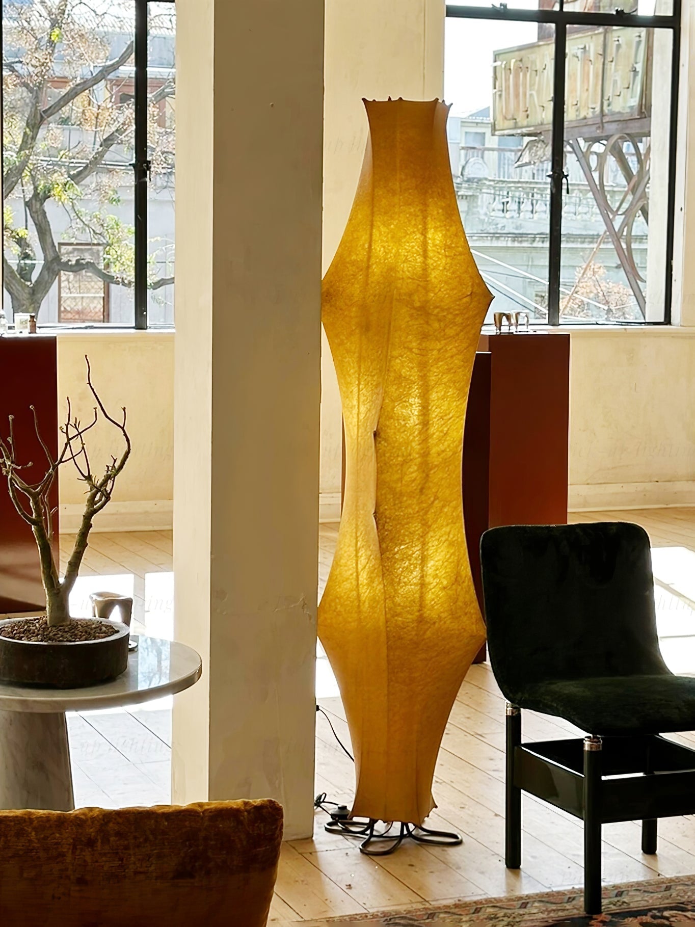 Vela Twist Silk Floor Lamp
