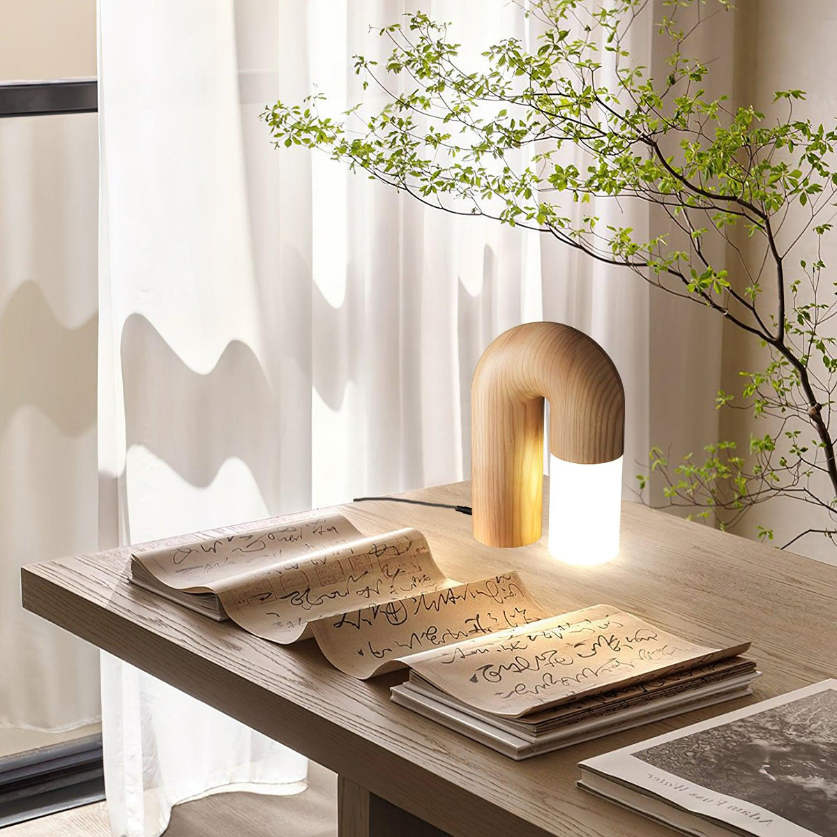 Arch Fashion Wood Table Lamp