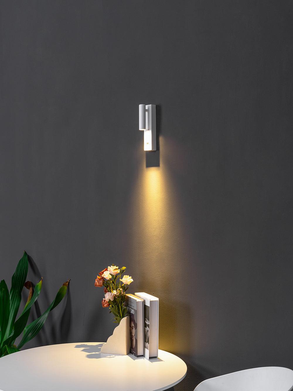 Eldris Modern Minimalist Wall Lamp