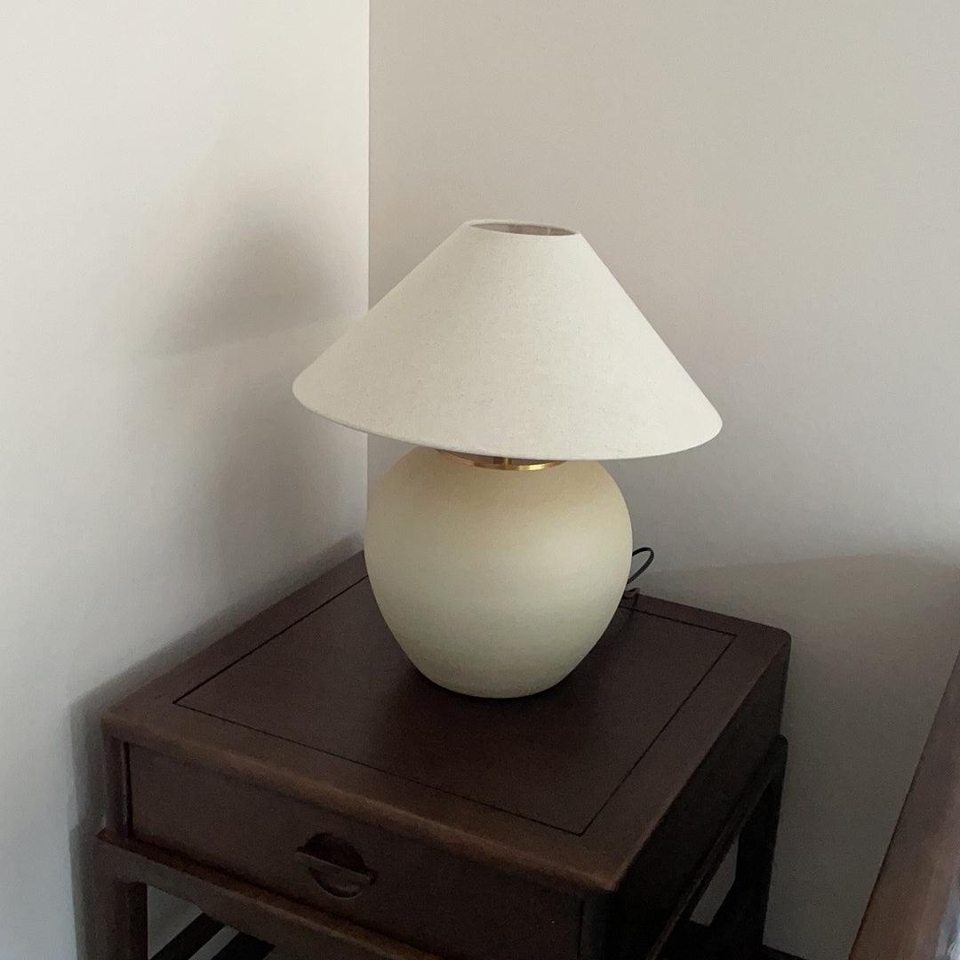 Etalis Ceramic Table Lamp