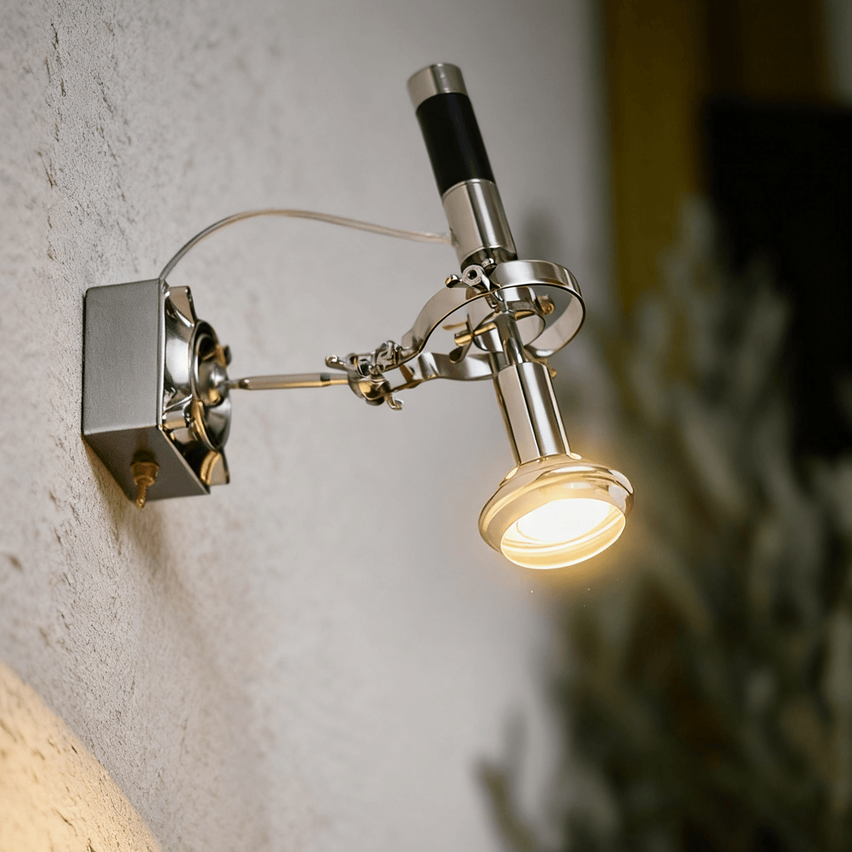 Gemn Edge Wall Lamp