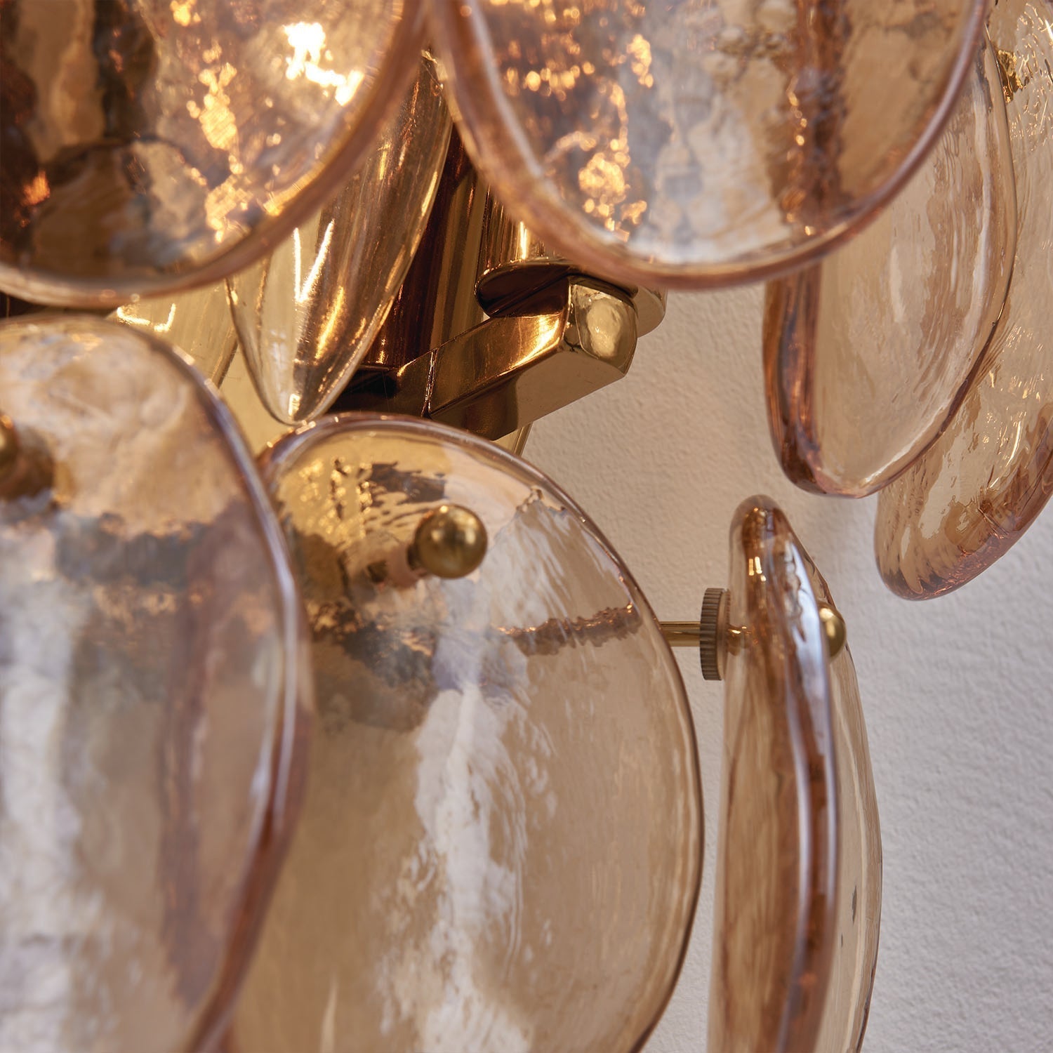 Velearia Wall Lamp Amber Glass Disc Fish Scale Brass